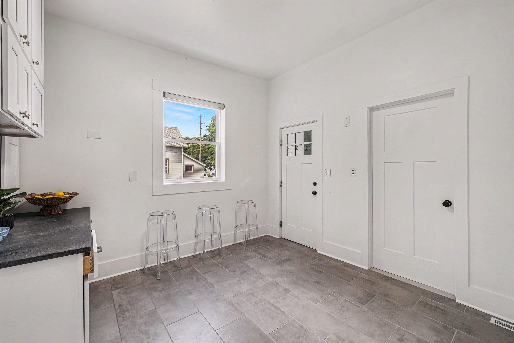 614 Fairview Avenue NE Grand Rapids MI 49503