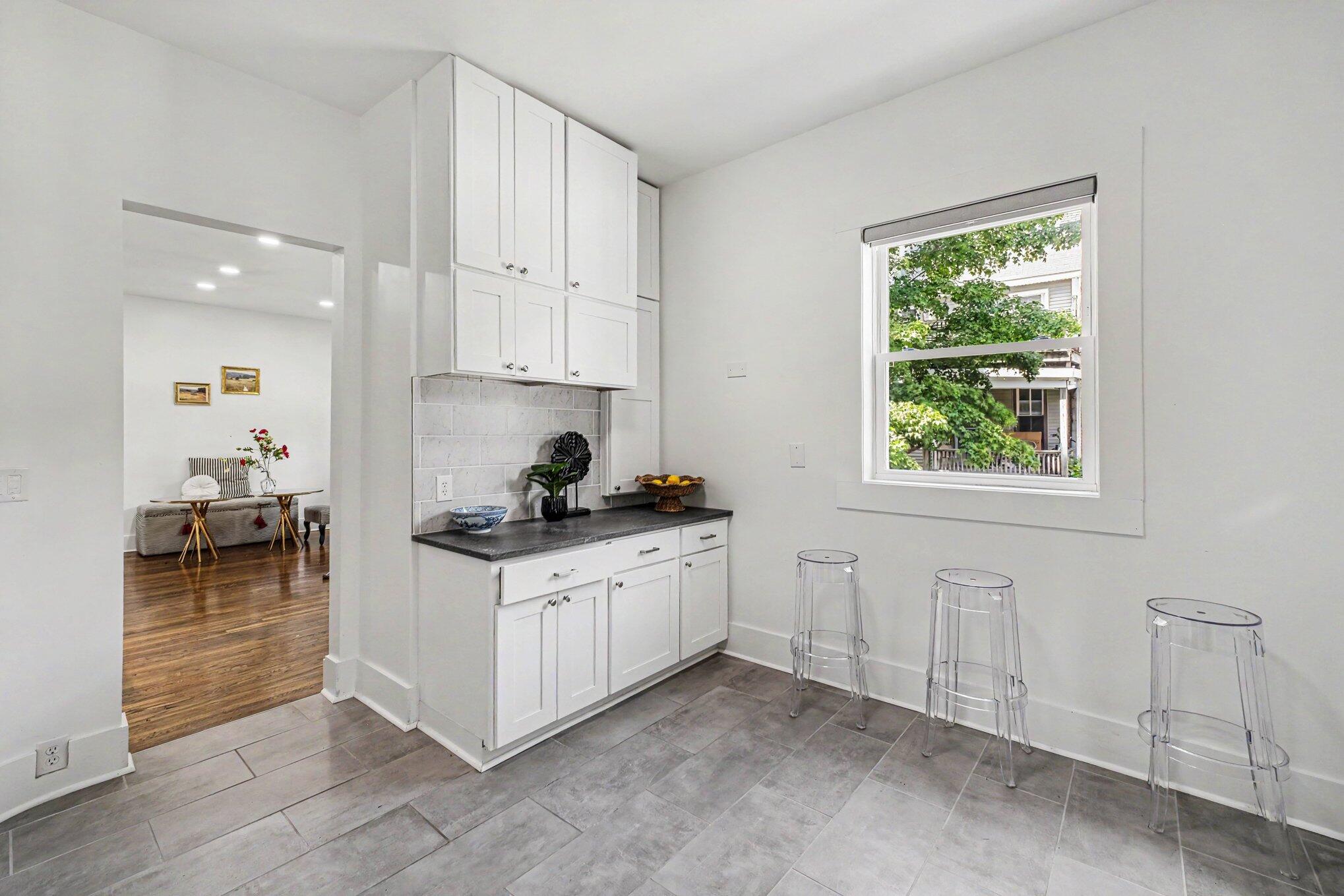 614 Fairview Avenue NE Grand Rapids MI 49503