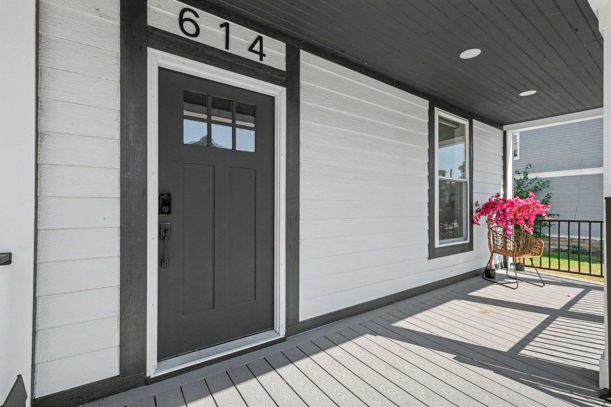 614 Fairview Avenue NE Grand Rapids MI 49503