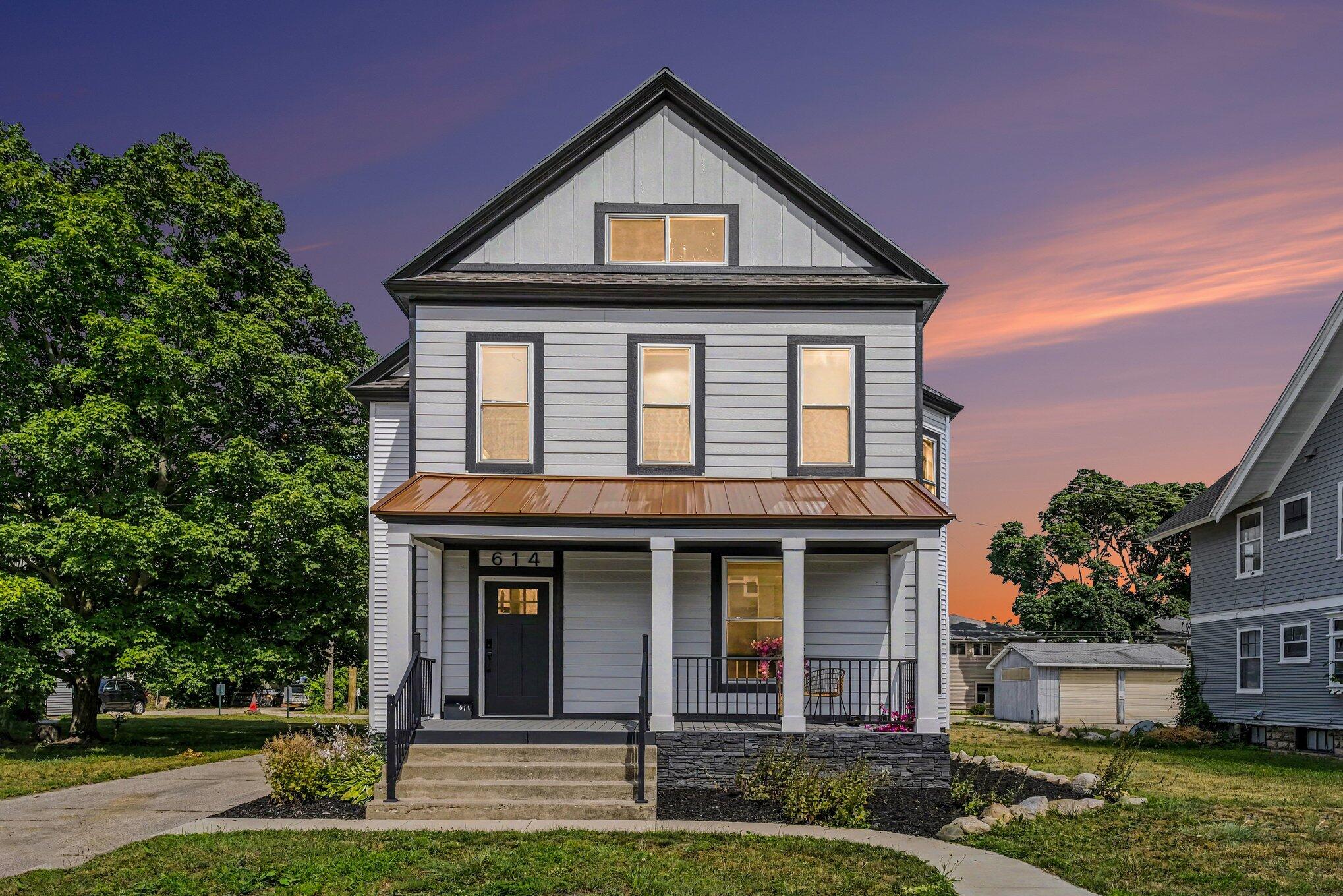 614 Fairview Avenue NE Grand Rapids MI 49503