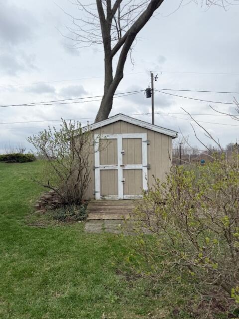 5586 Wendzel Drive Coloma MI 49038