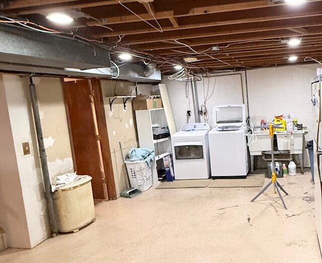 5586 Wendzel Drive Coloma MI 49038