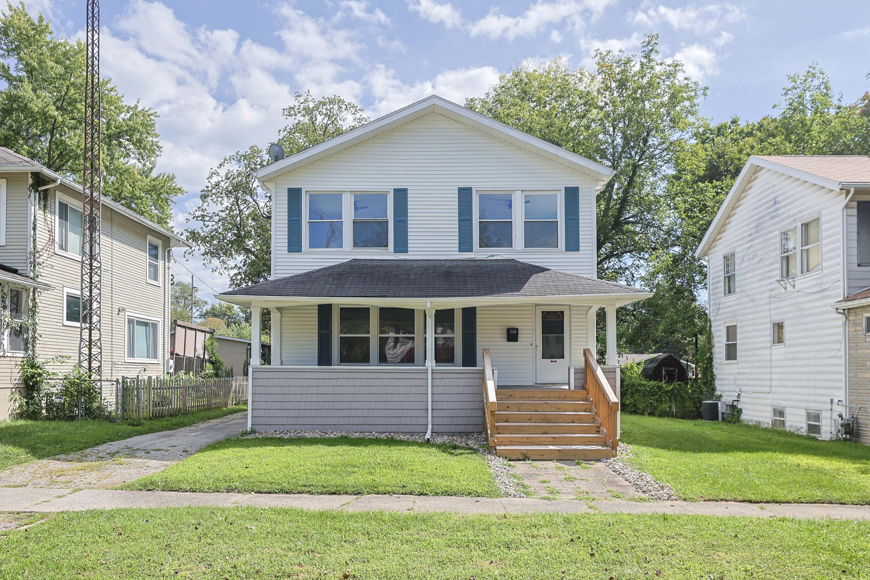 1542 Clarendon Avenue Niles MI 49120