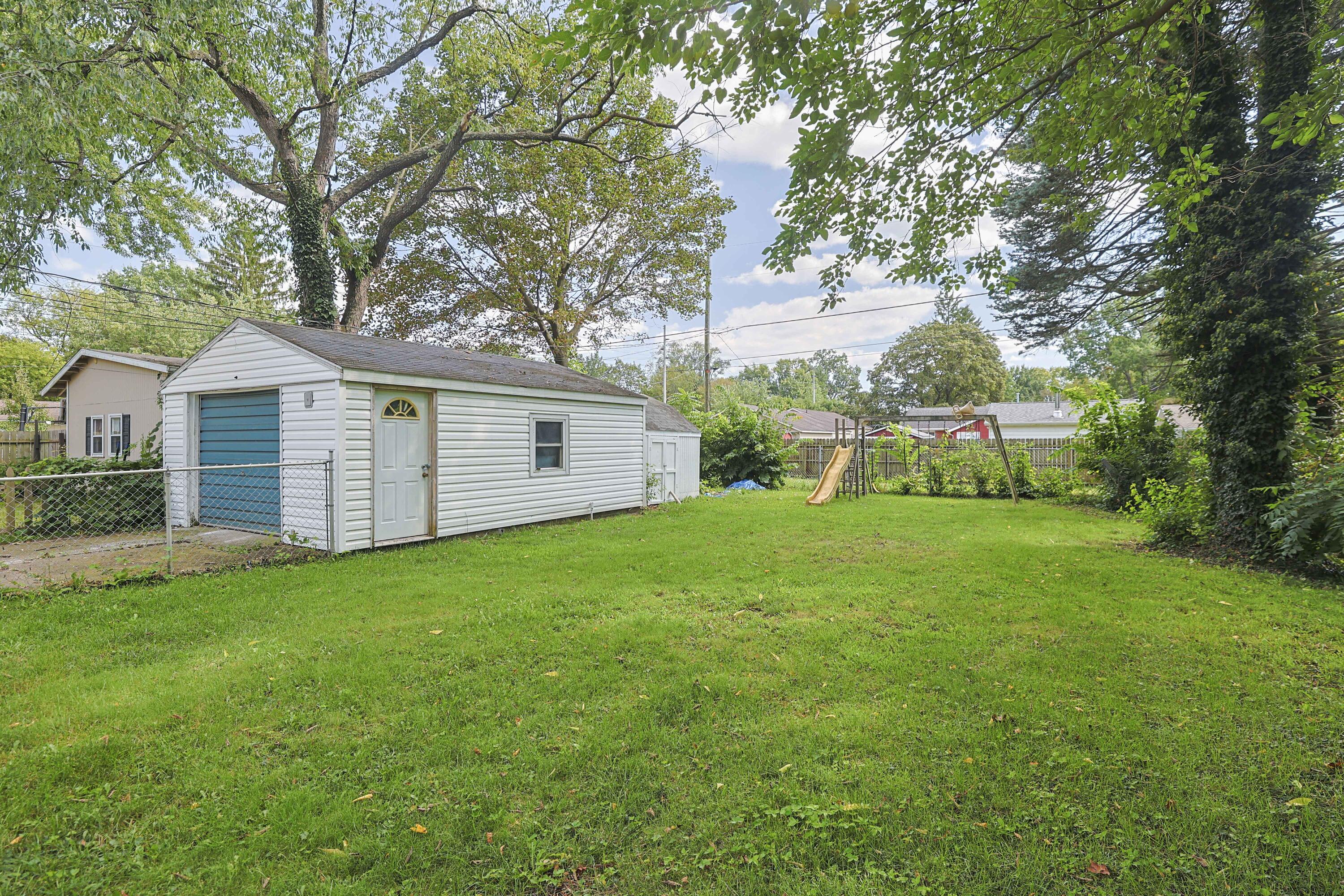 1542 Clarendon Avenue Niles MI 49120