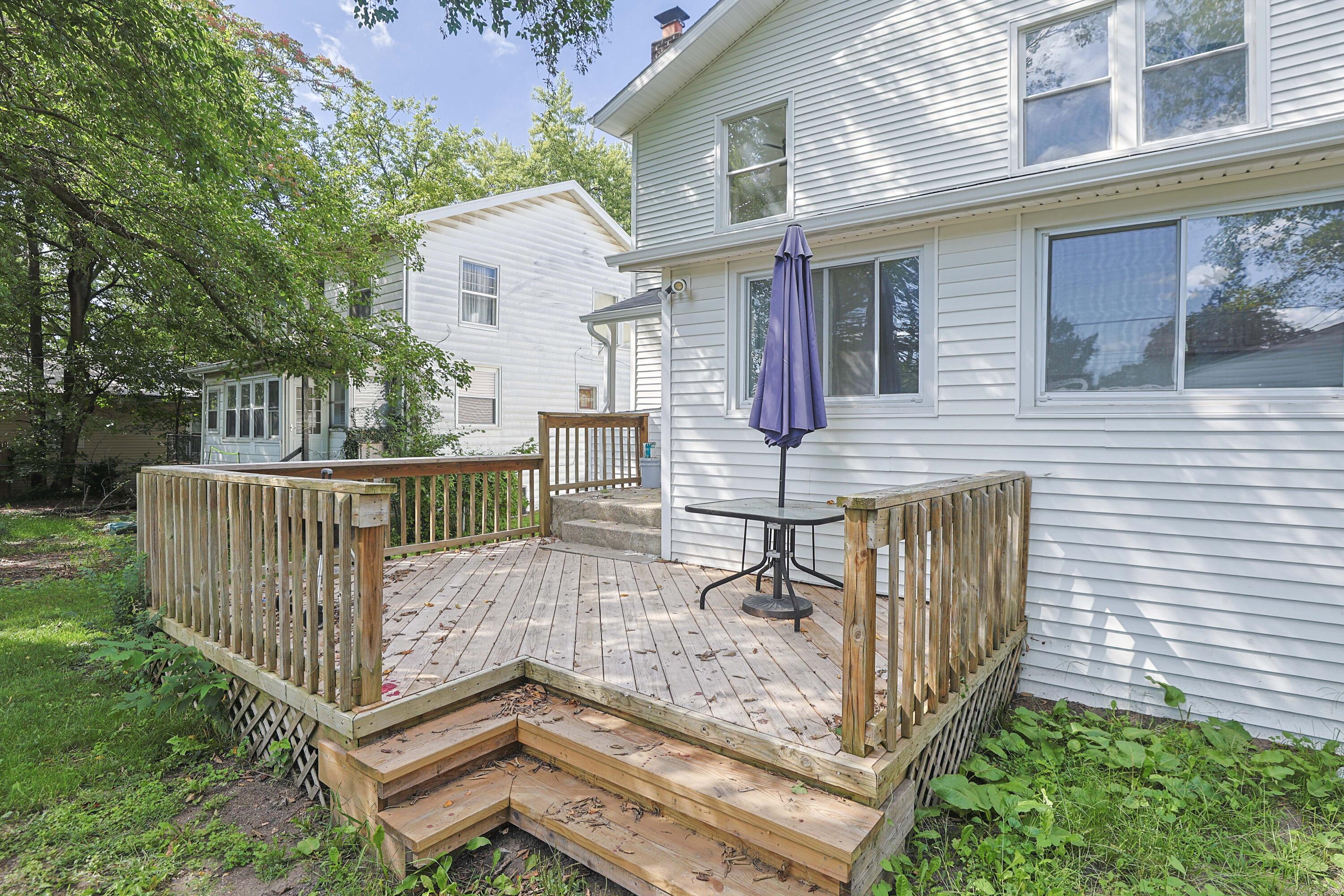 1542 Clarendon Avenue Niles MI 49120