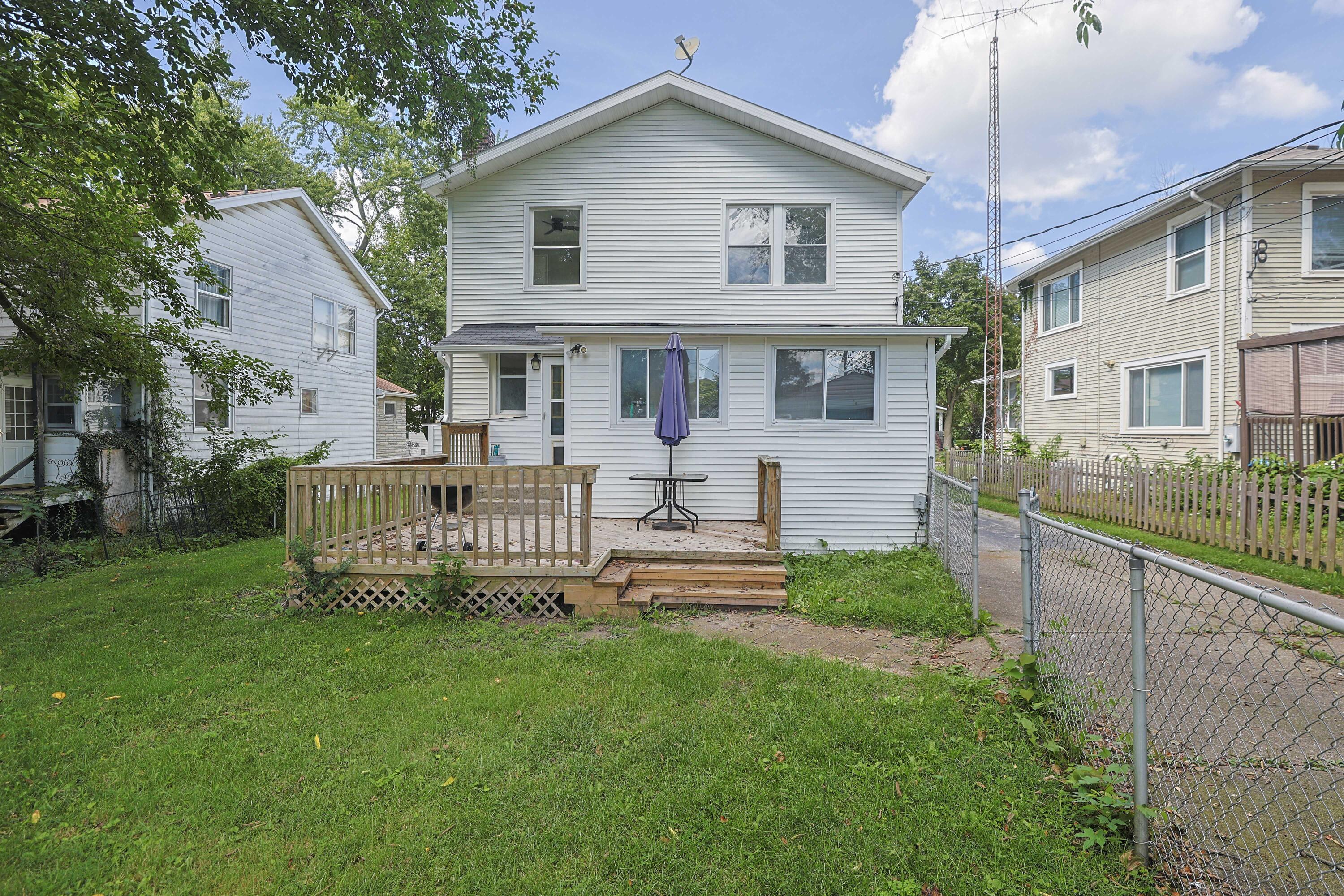 1542 Clarendon Avenue Niles MI 49120