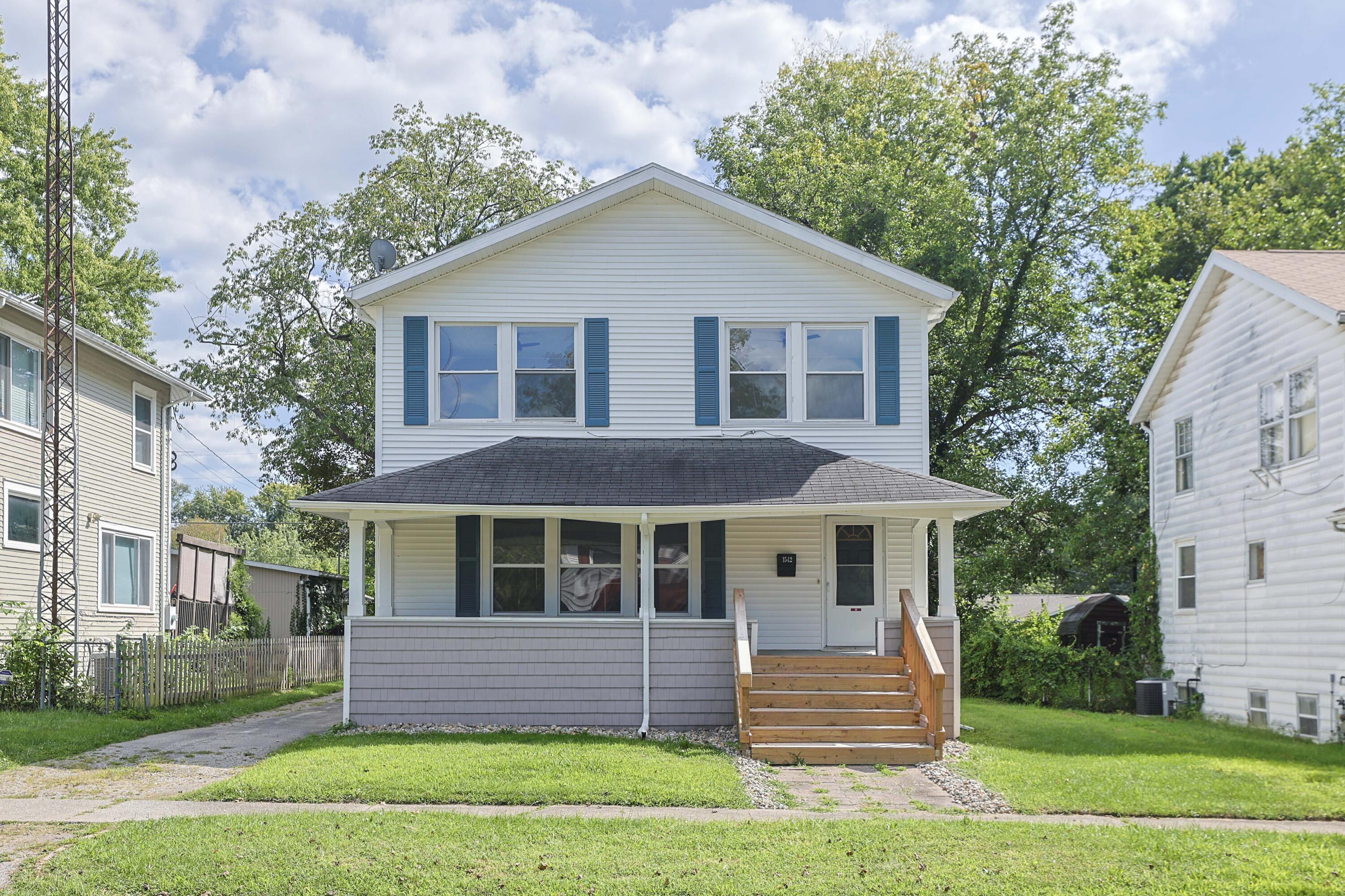 1542 Clarendon Avenue Niles MI 49120