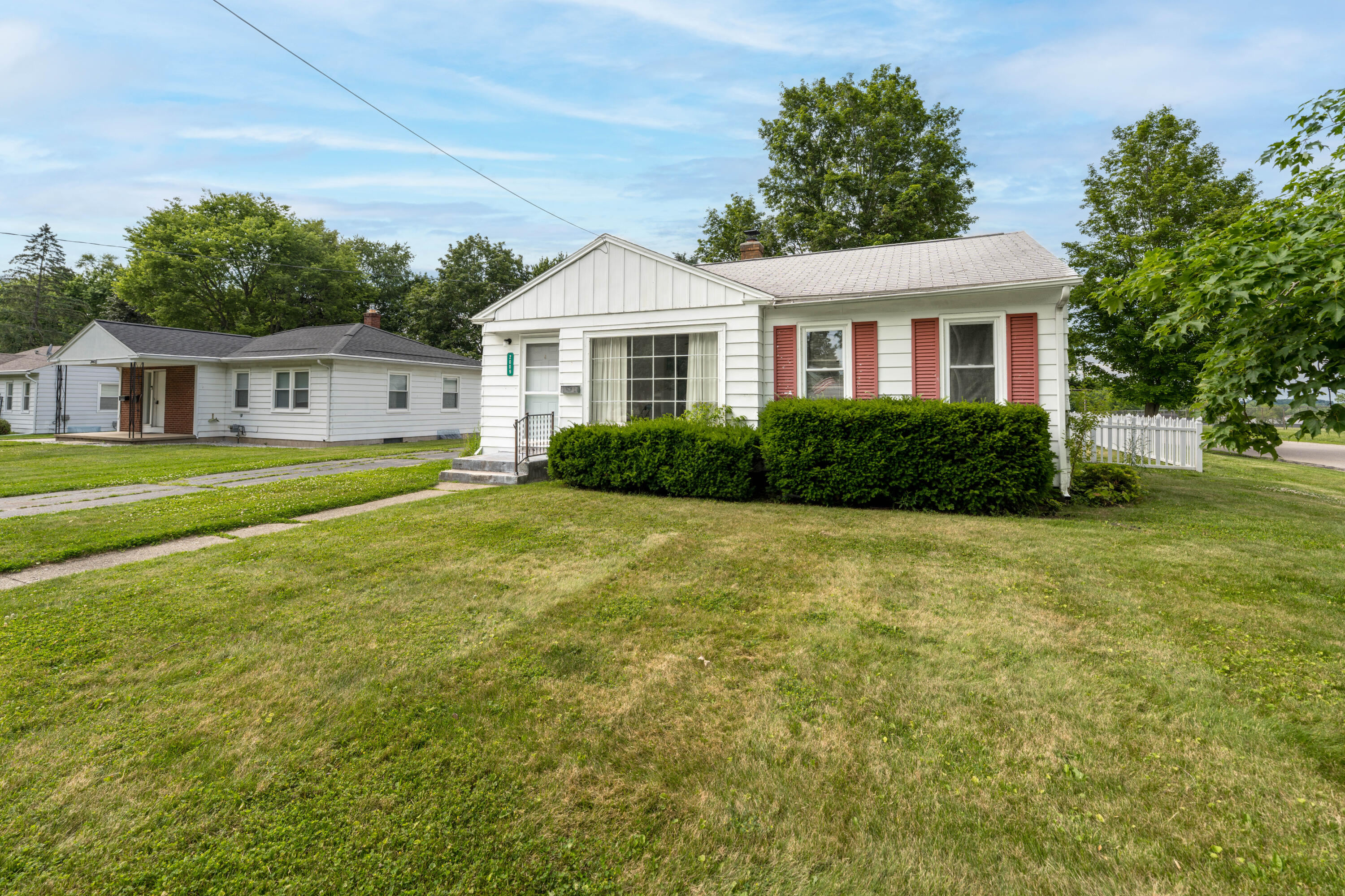 2009 Cambridge Drive Kalamazoo MI 49001