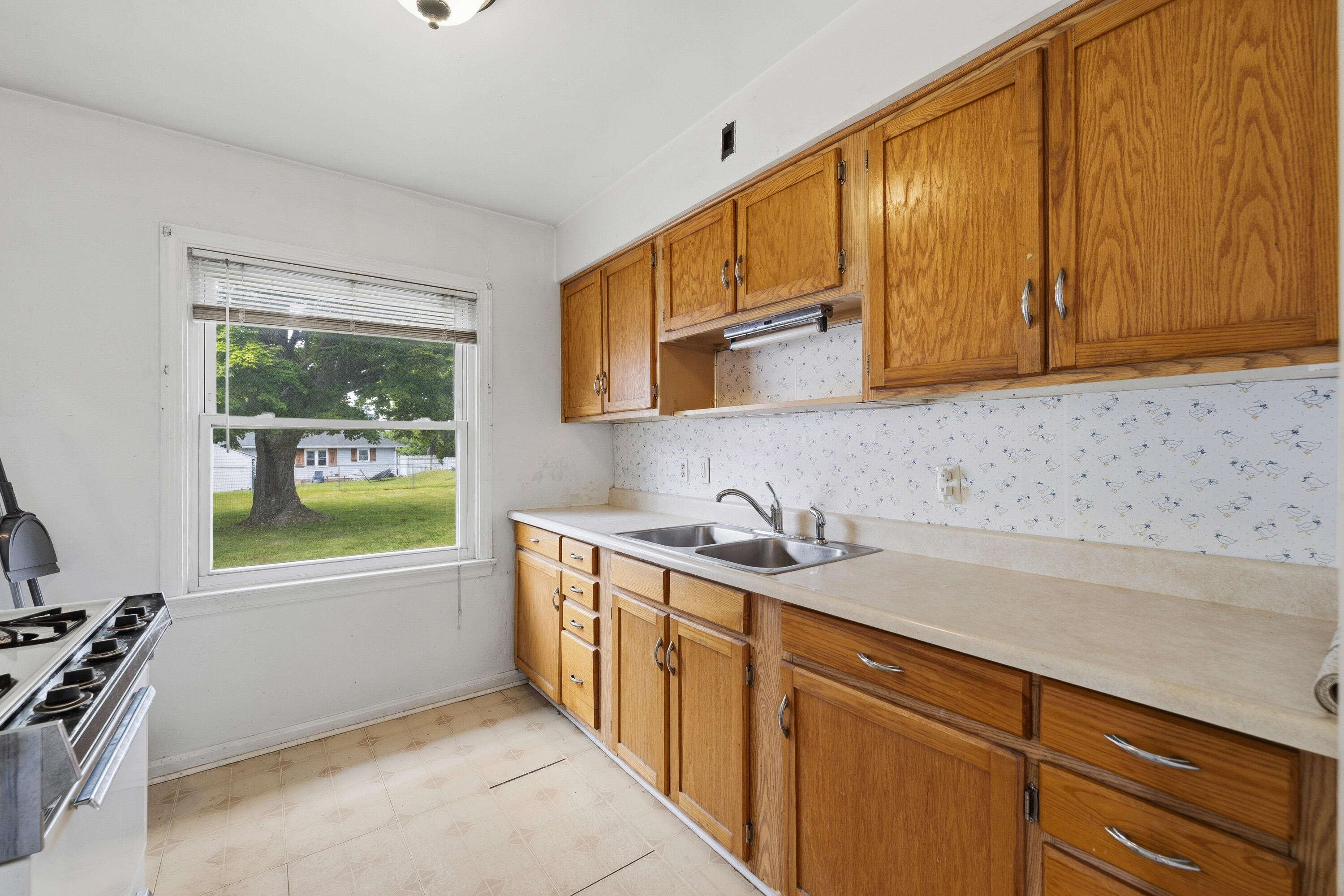 2009 Cambridge Drive Kalamazoo MI 49001