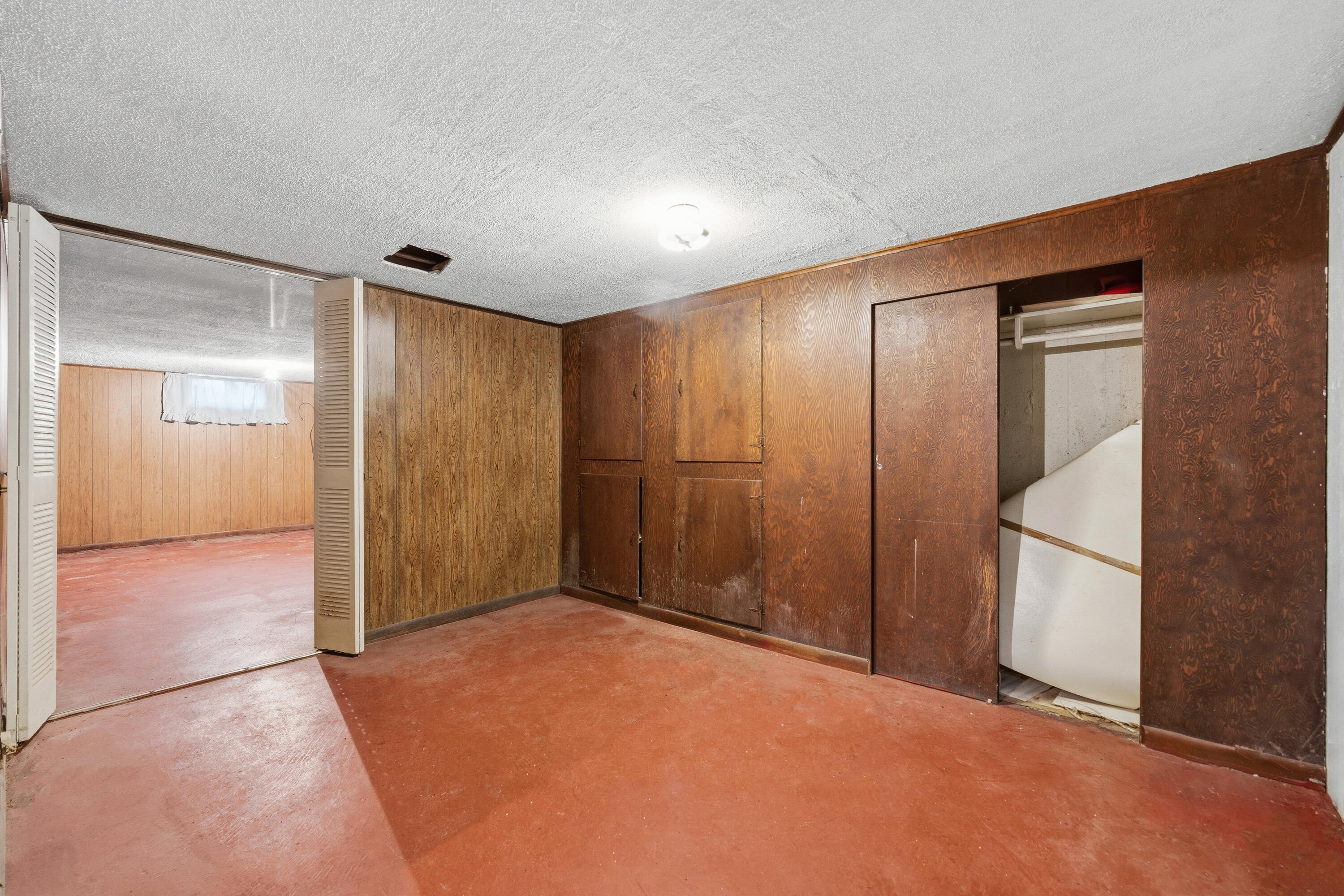 2009 Cambridge Drive Kalamazoo MI 49001