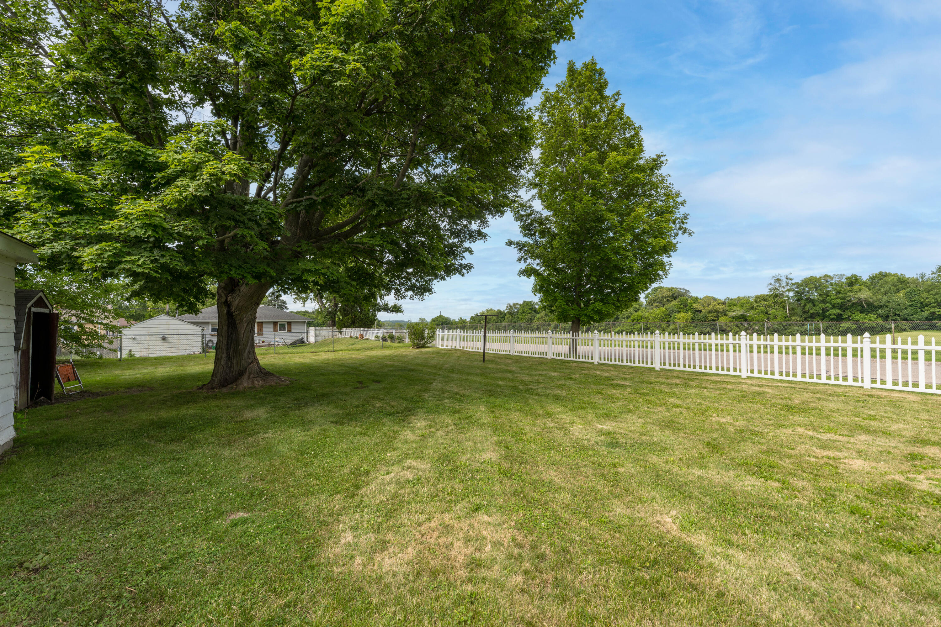2009 Cambridge Drive Kalamazoo MI 49001