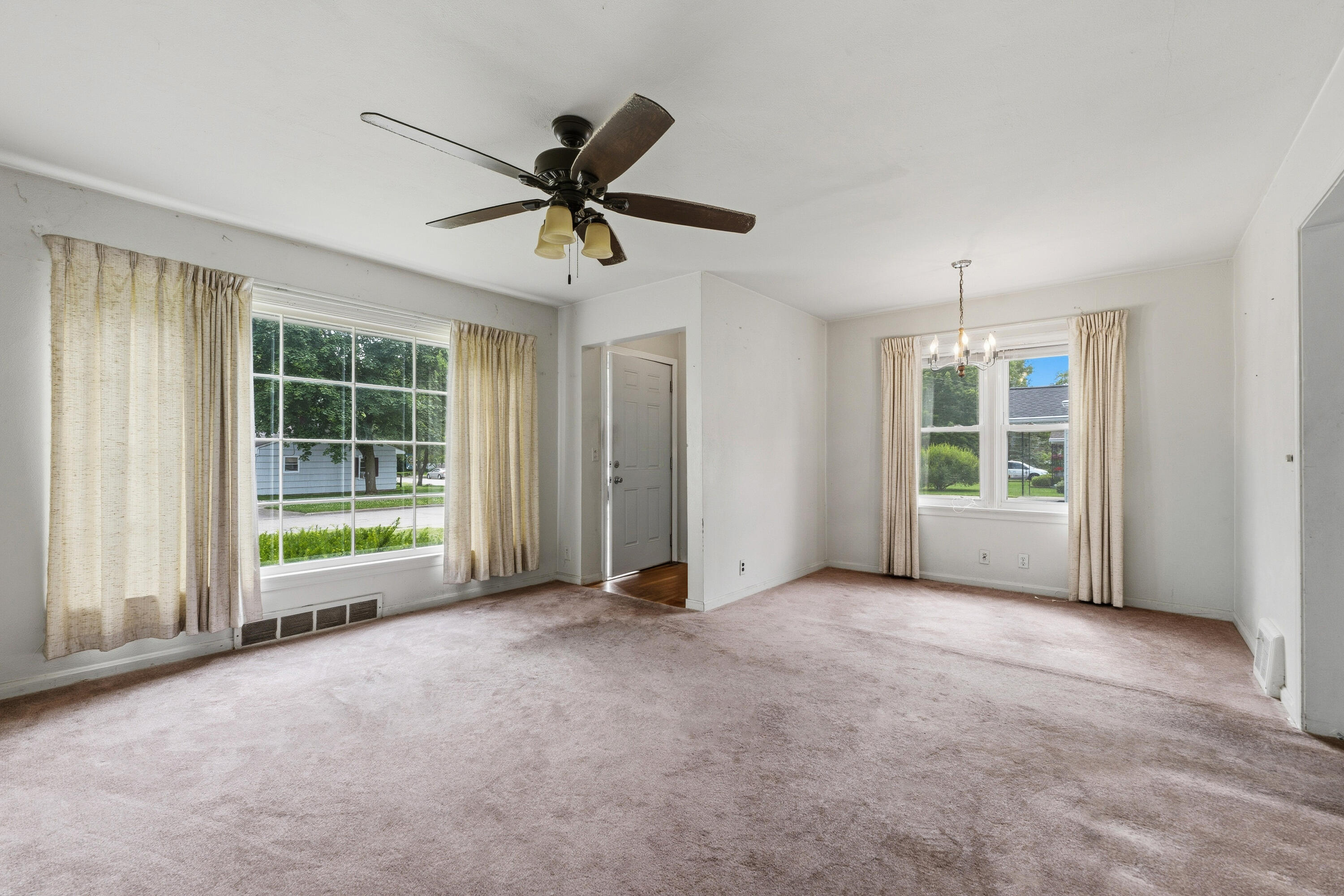 2009 Cambridge Drive Kalamazoo MI 49001