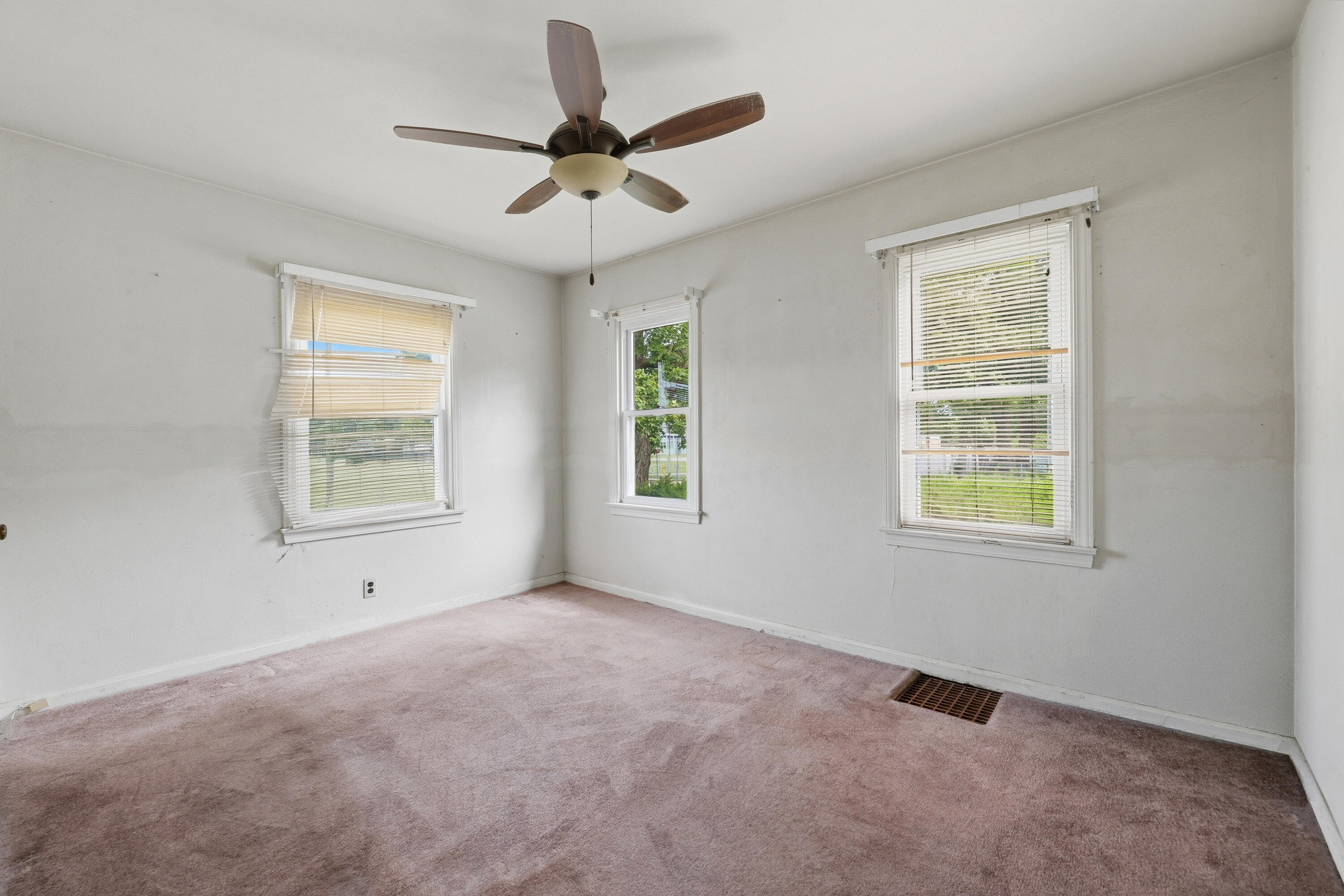 2009 Cambridge Drive Kalamazoo MI 49001