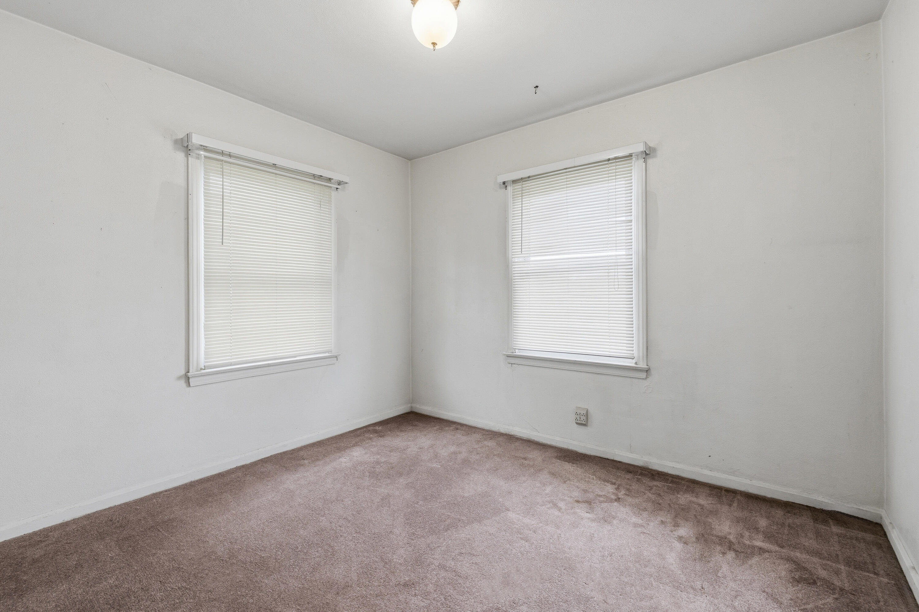 2009 Cambridge Drive Kalamazoo MI 49001