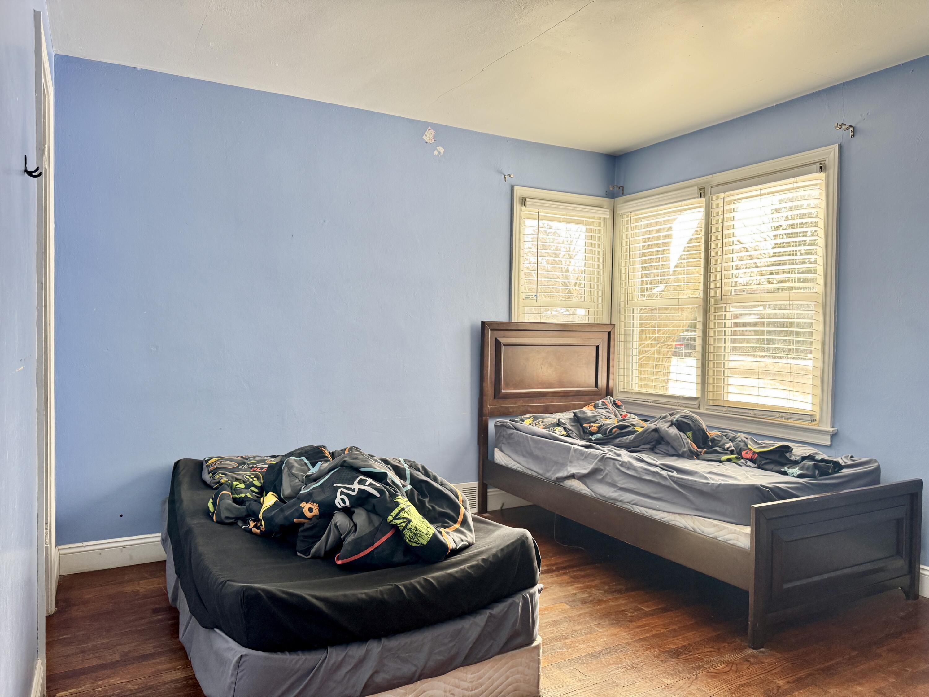 1223 Parchmount Avenue Kalamazoo MI 49004