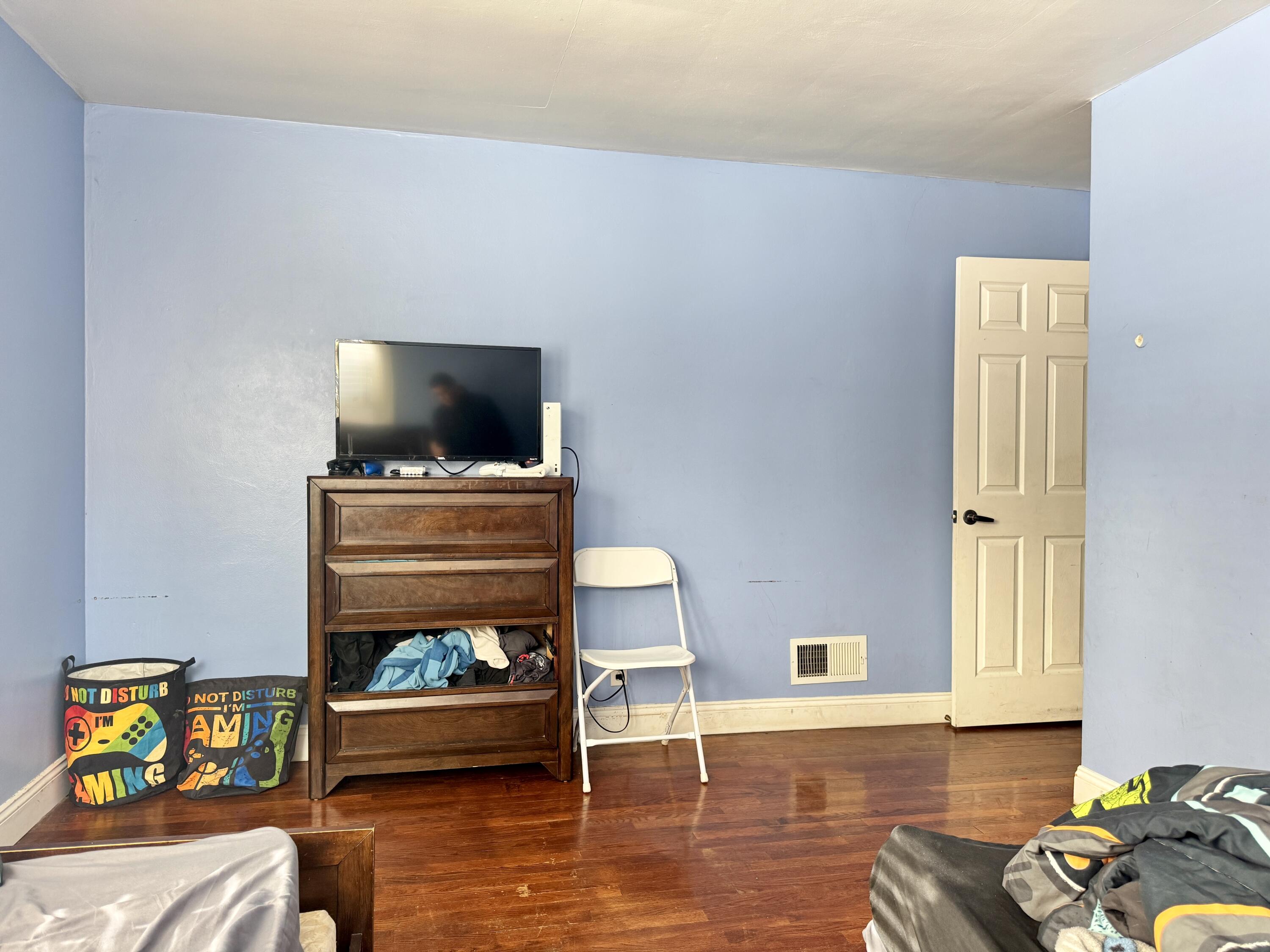 1223 Parchmount Avenue Kalamazoo MI 49004