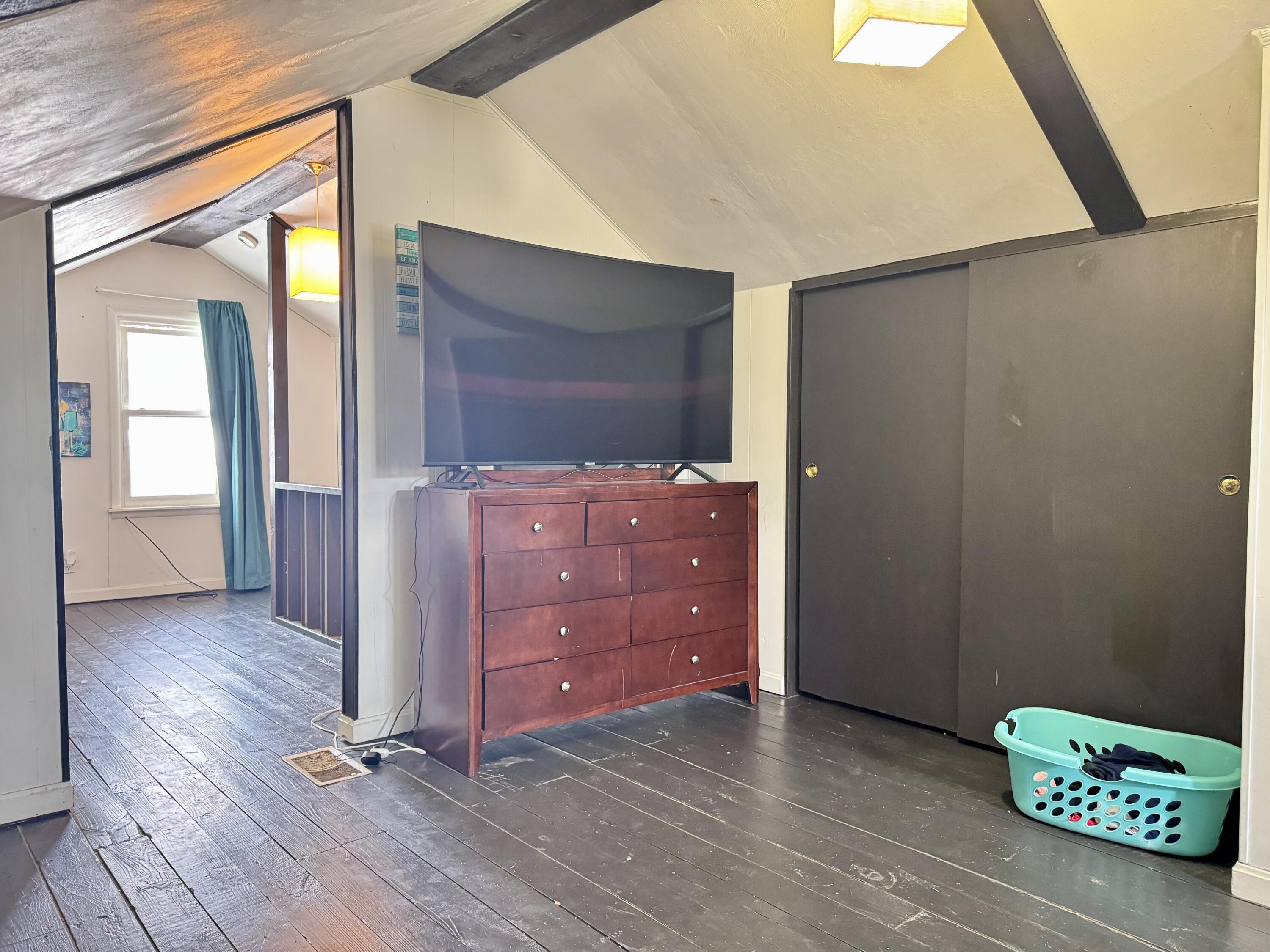 1223 Parchmount Avenue Kalamazoo MI 49004