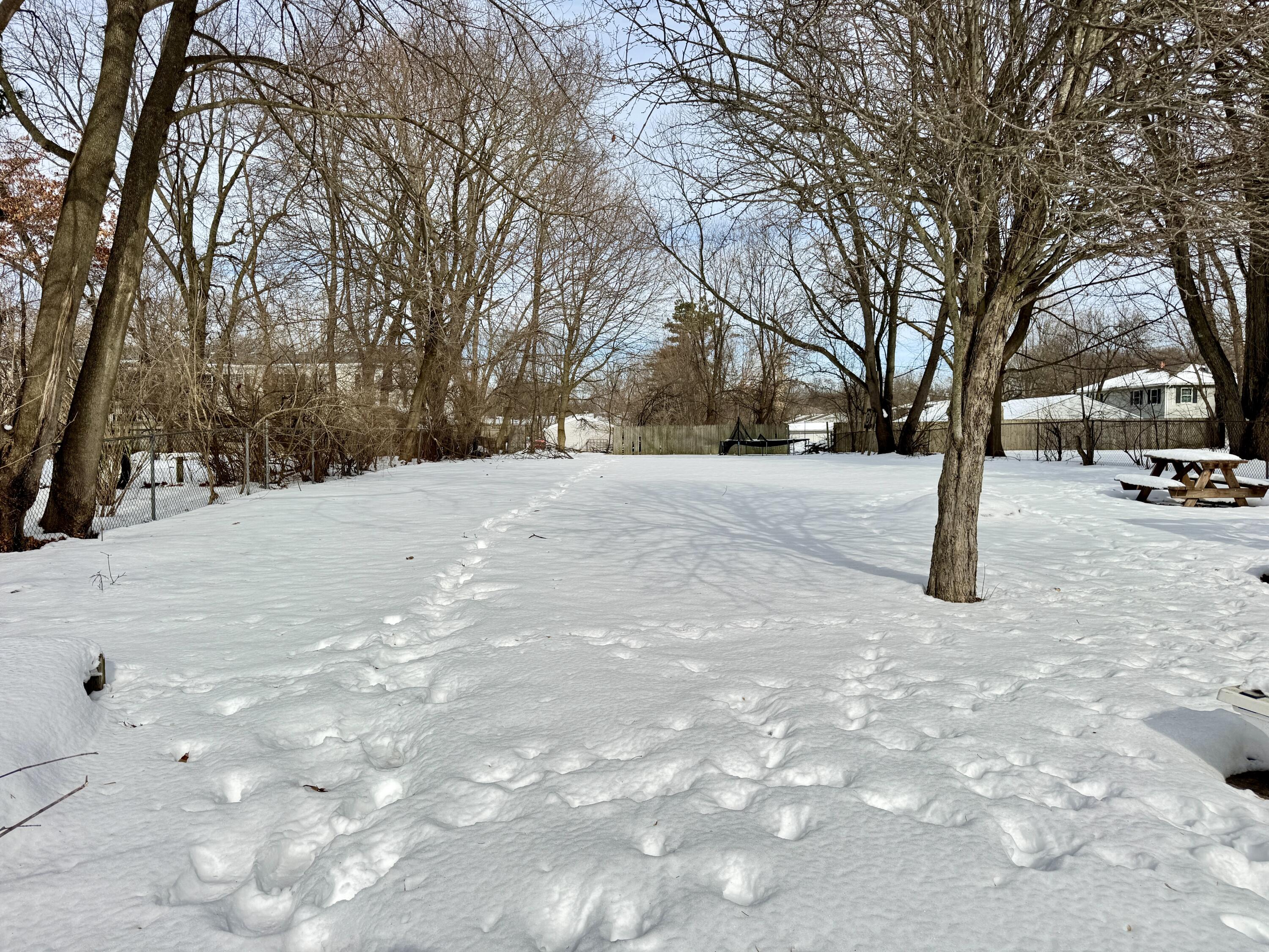 1223 Parchmount Avenue Kalamazoo MI 49004