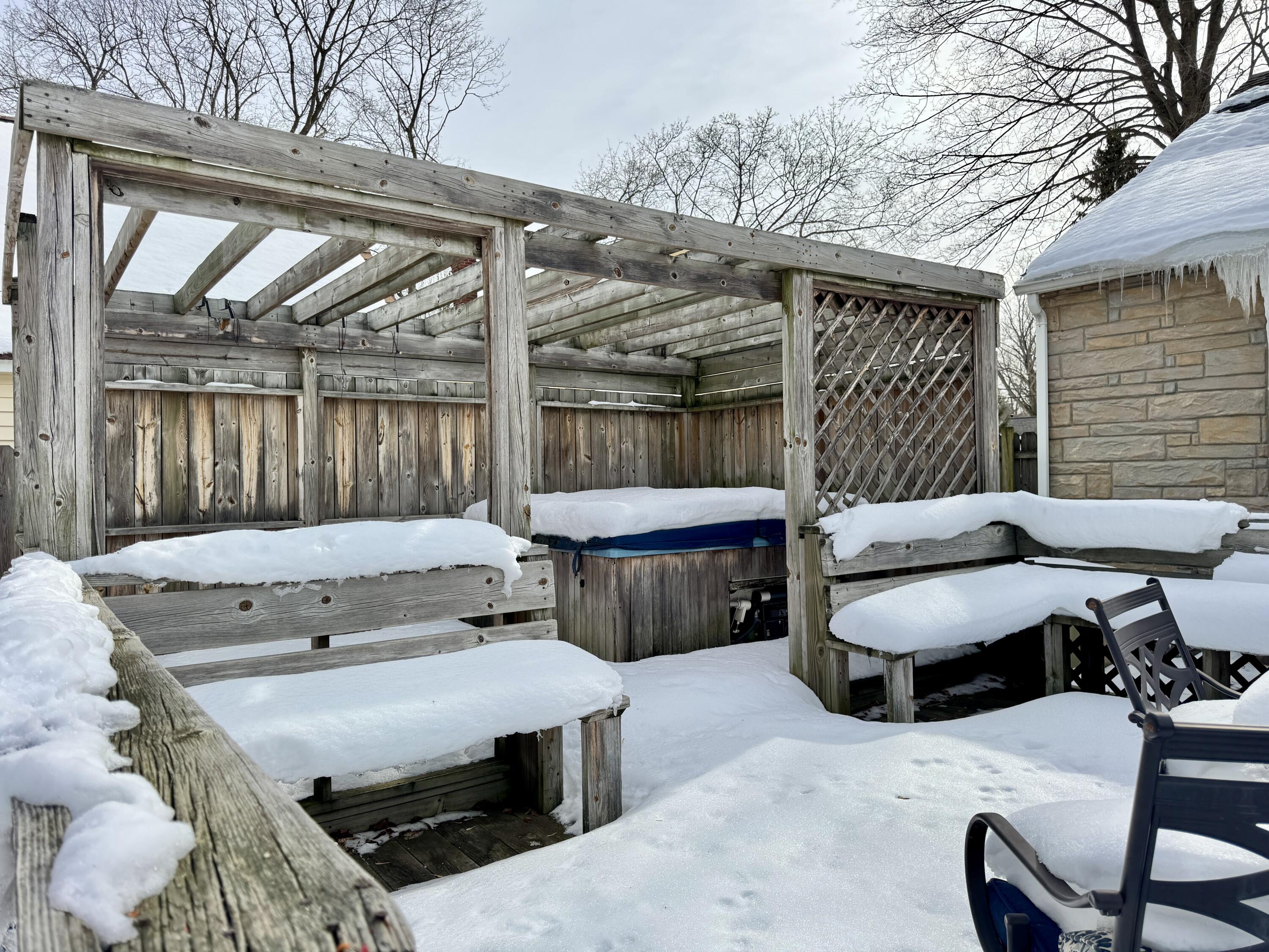 1223 Parchmount Avenue Kalamazoo MI 49004