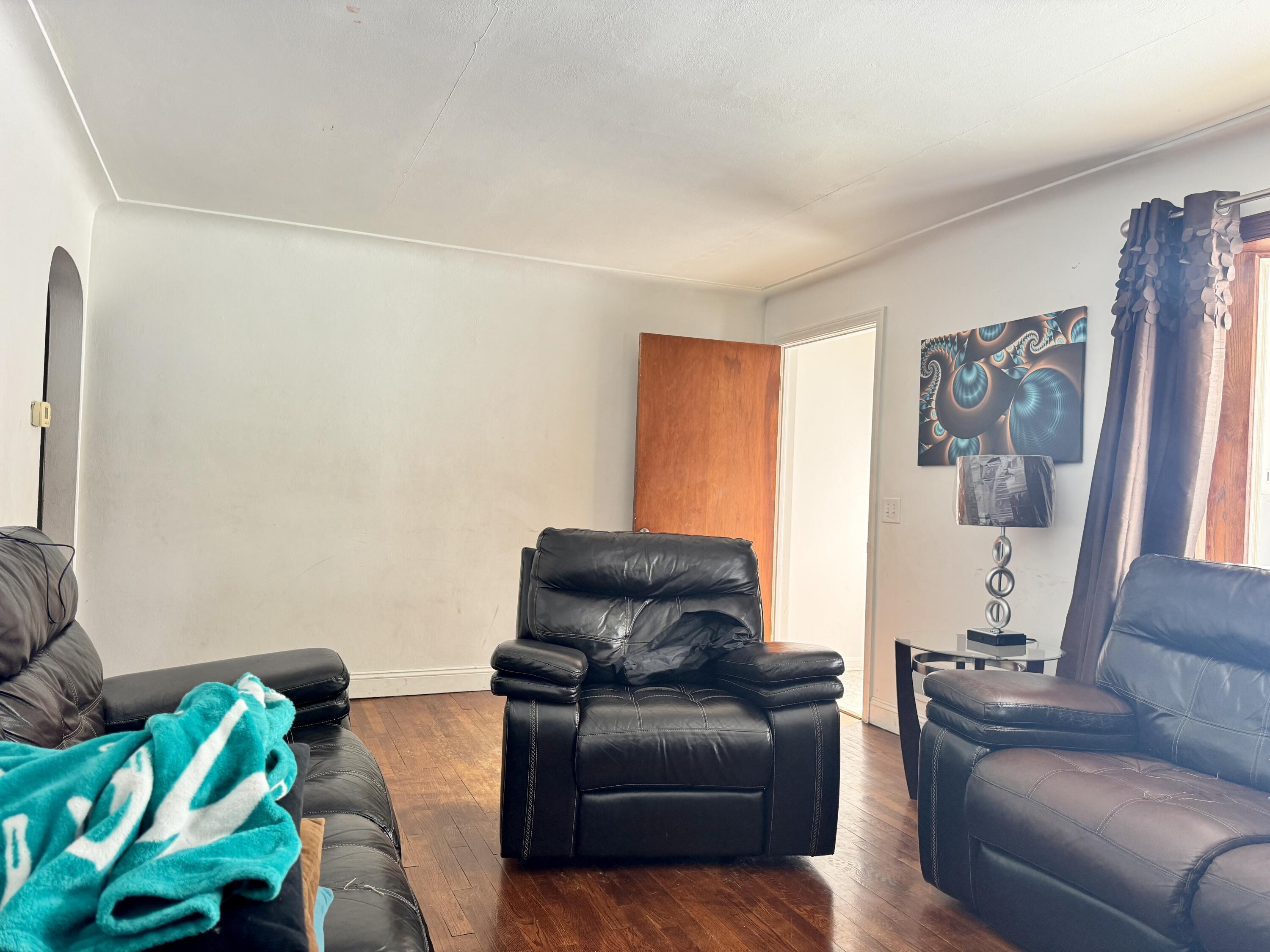 1223 Parchmount Avenue Kalamazoo MI 49004