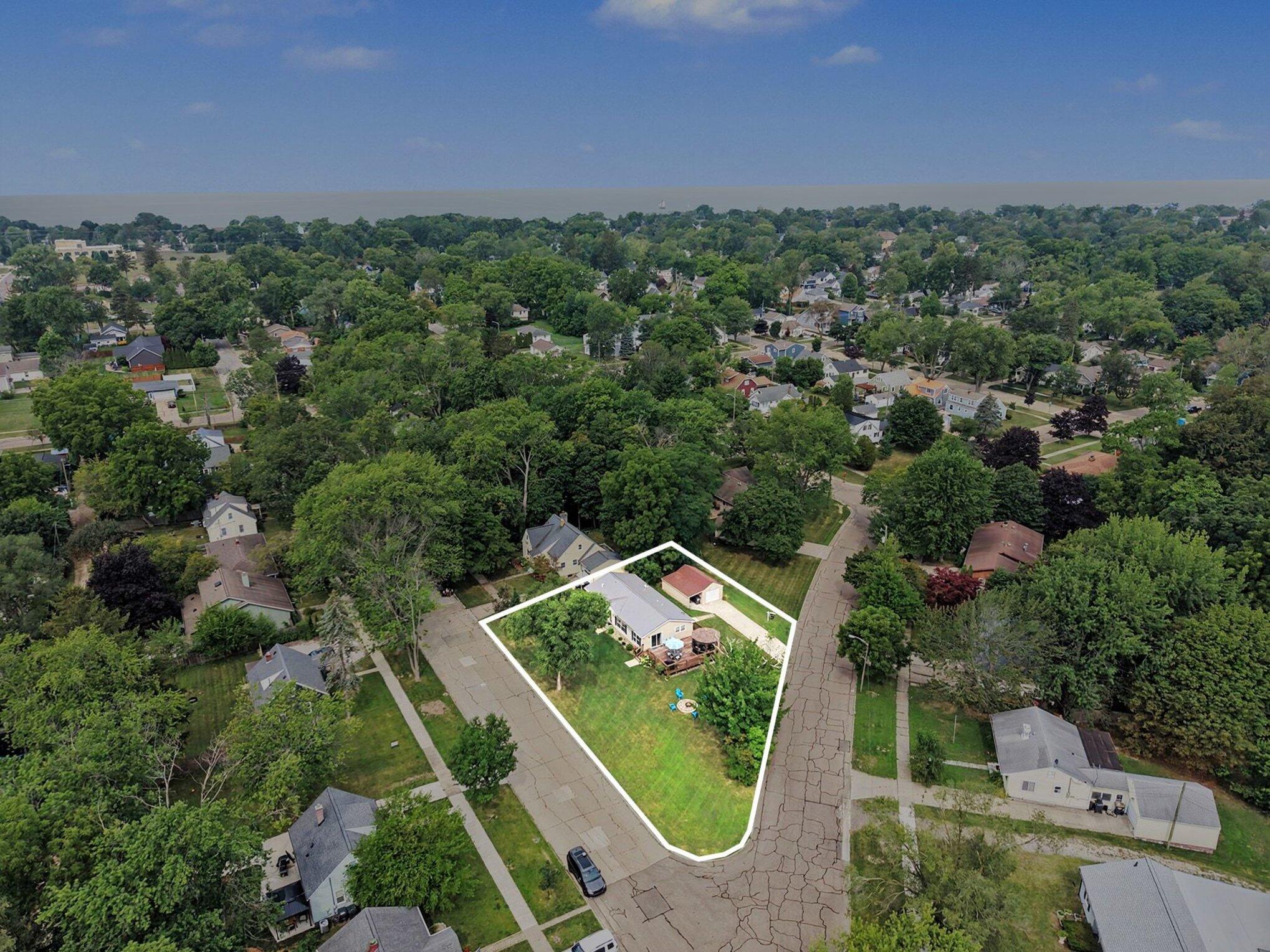 533 Humphrey Street South Haven MI 49090