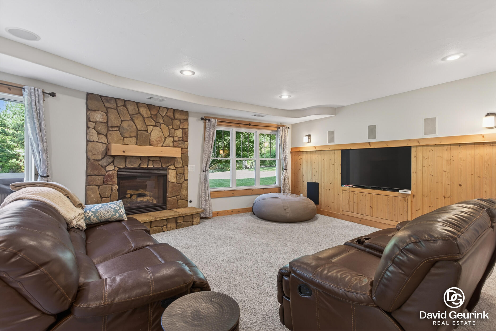 3567 Elk Court Zeeland MI 49464