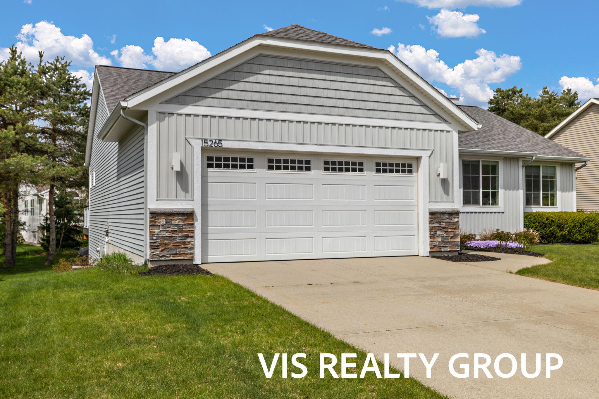 15265 Canterbury Lane Grand Haven MI 49417