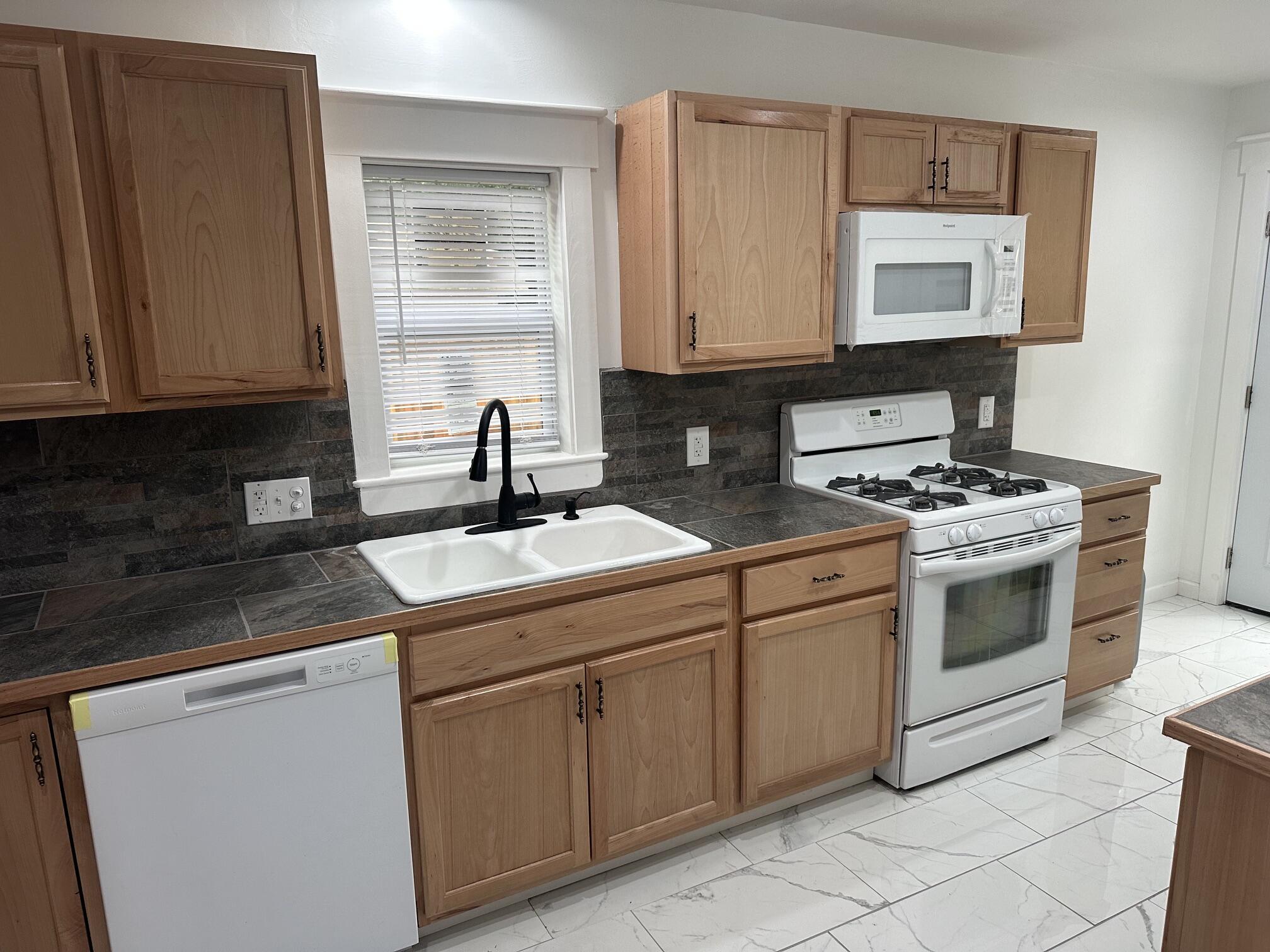 4340 S Quarterline Road Muskegon MI 49444