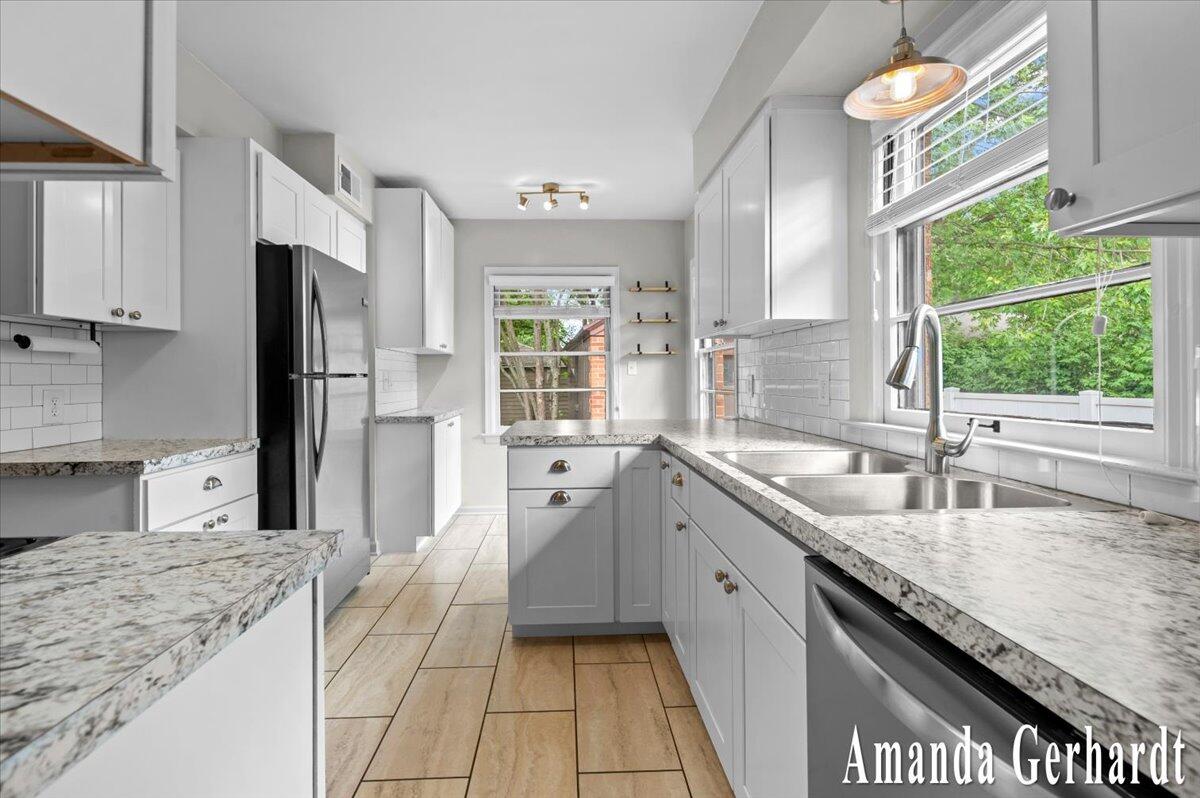 1549 Griggs Street SE Grand Rapids MI 49507