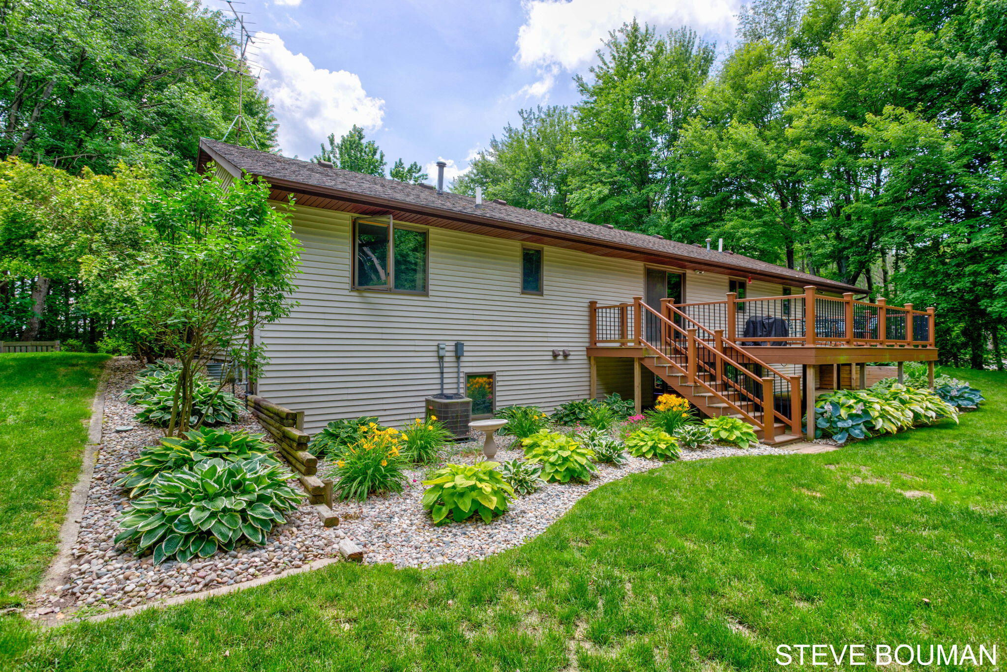 5915 141st Avenue Holland MI 49423