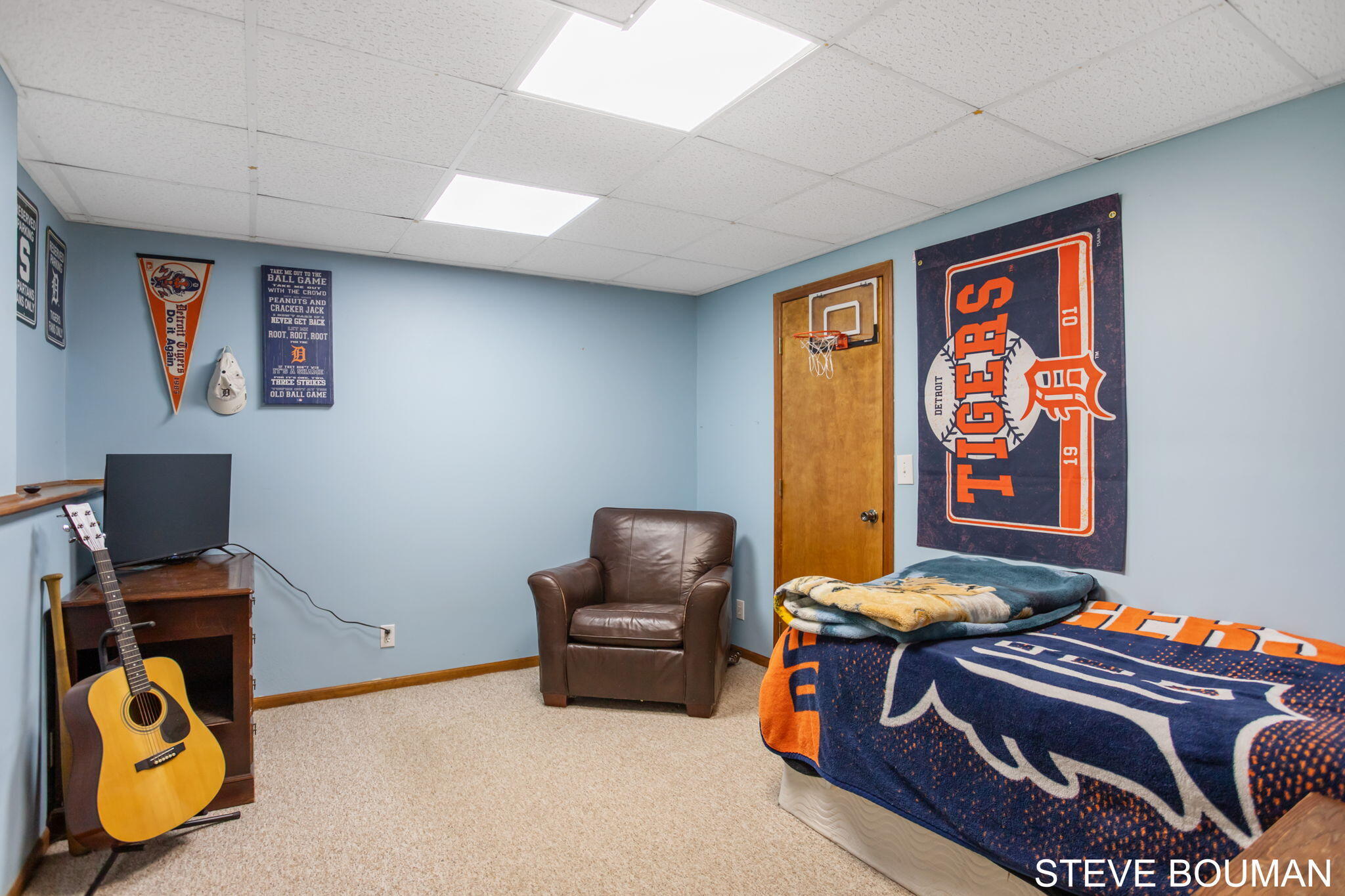 5915 141st Avenue Holland MI 49423