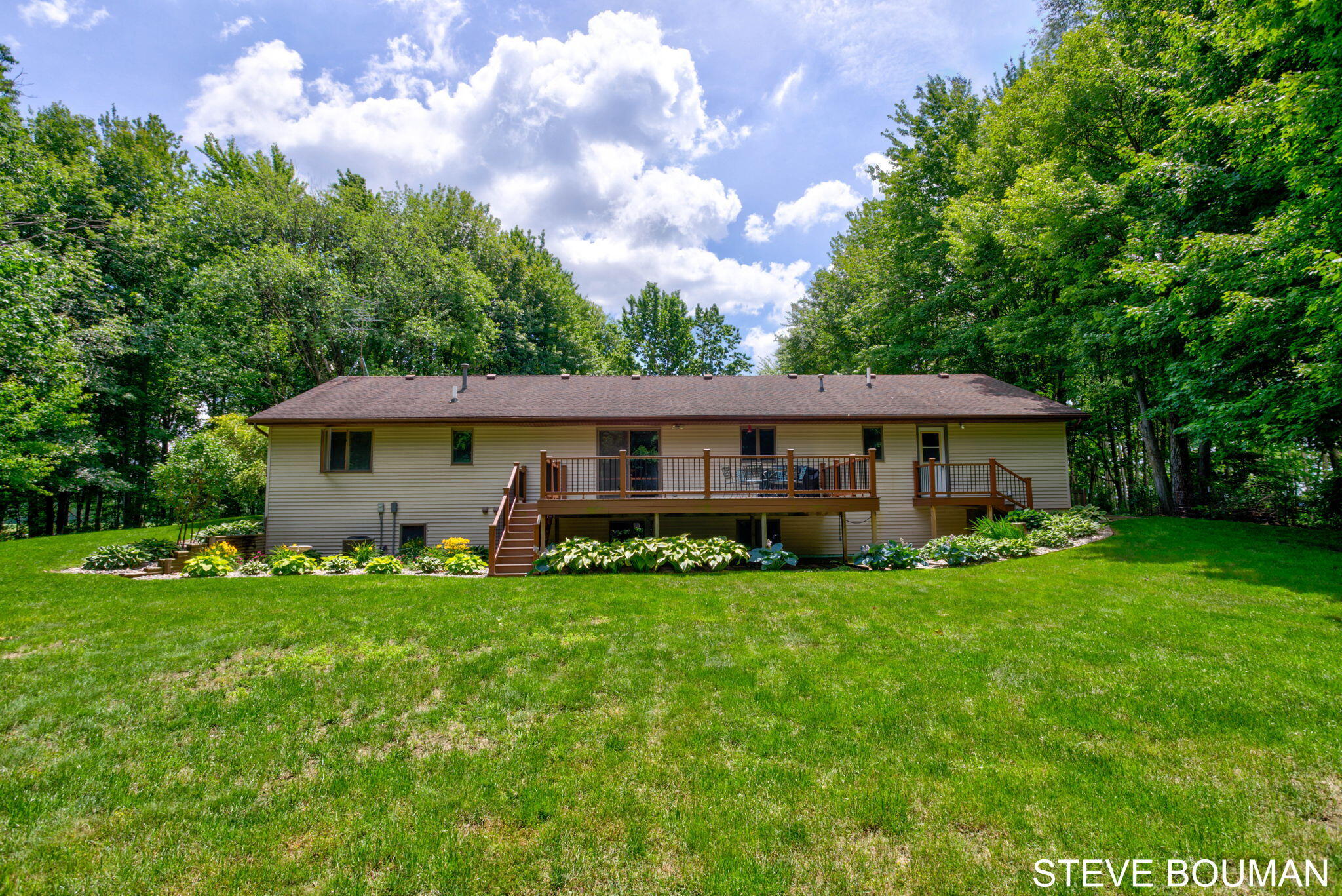 5915 141st Avenue Holland MI 49423