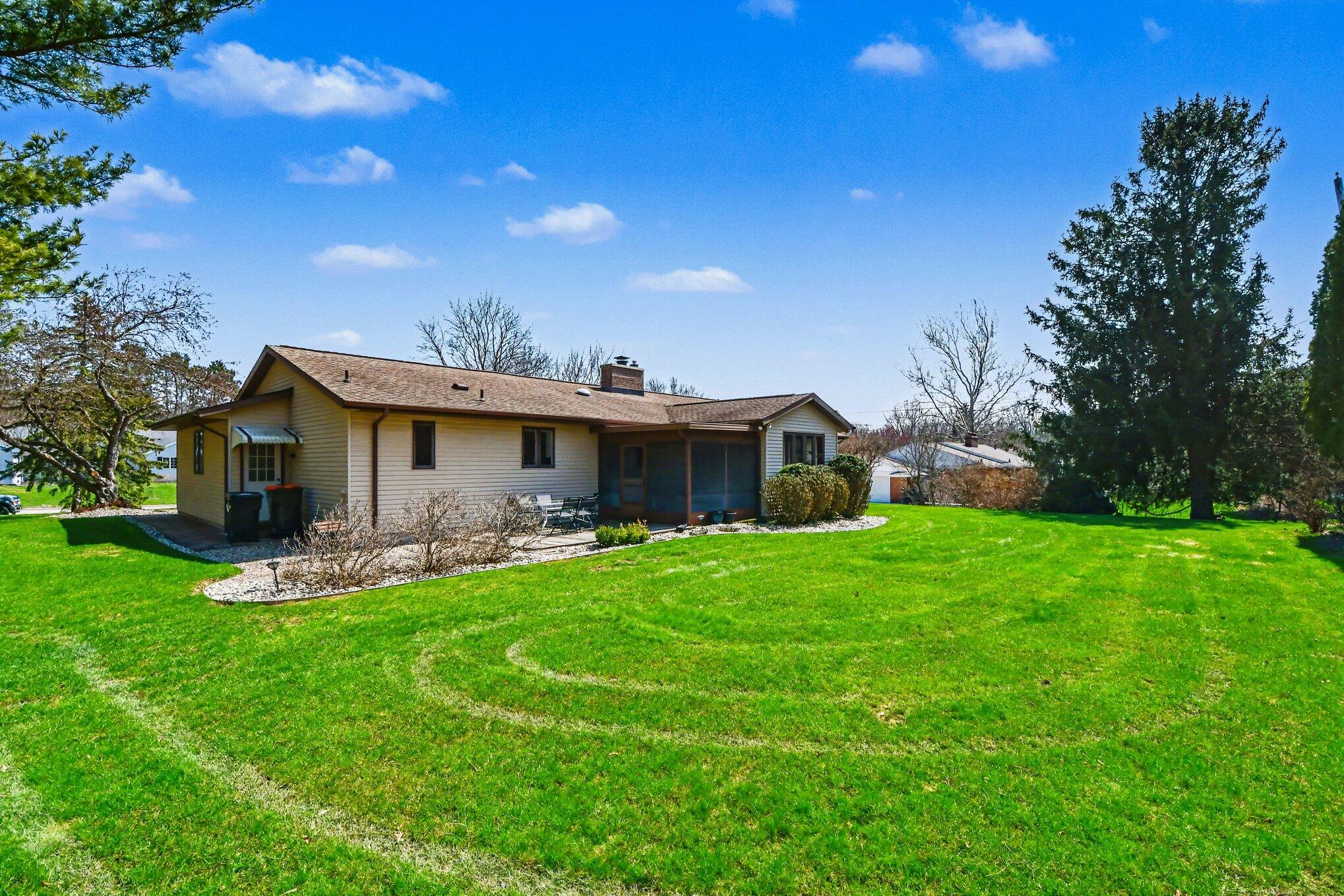 1247 Camille Drive SE Grand Rapids MI 49546