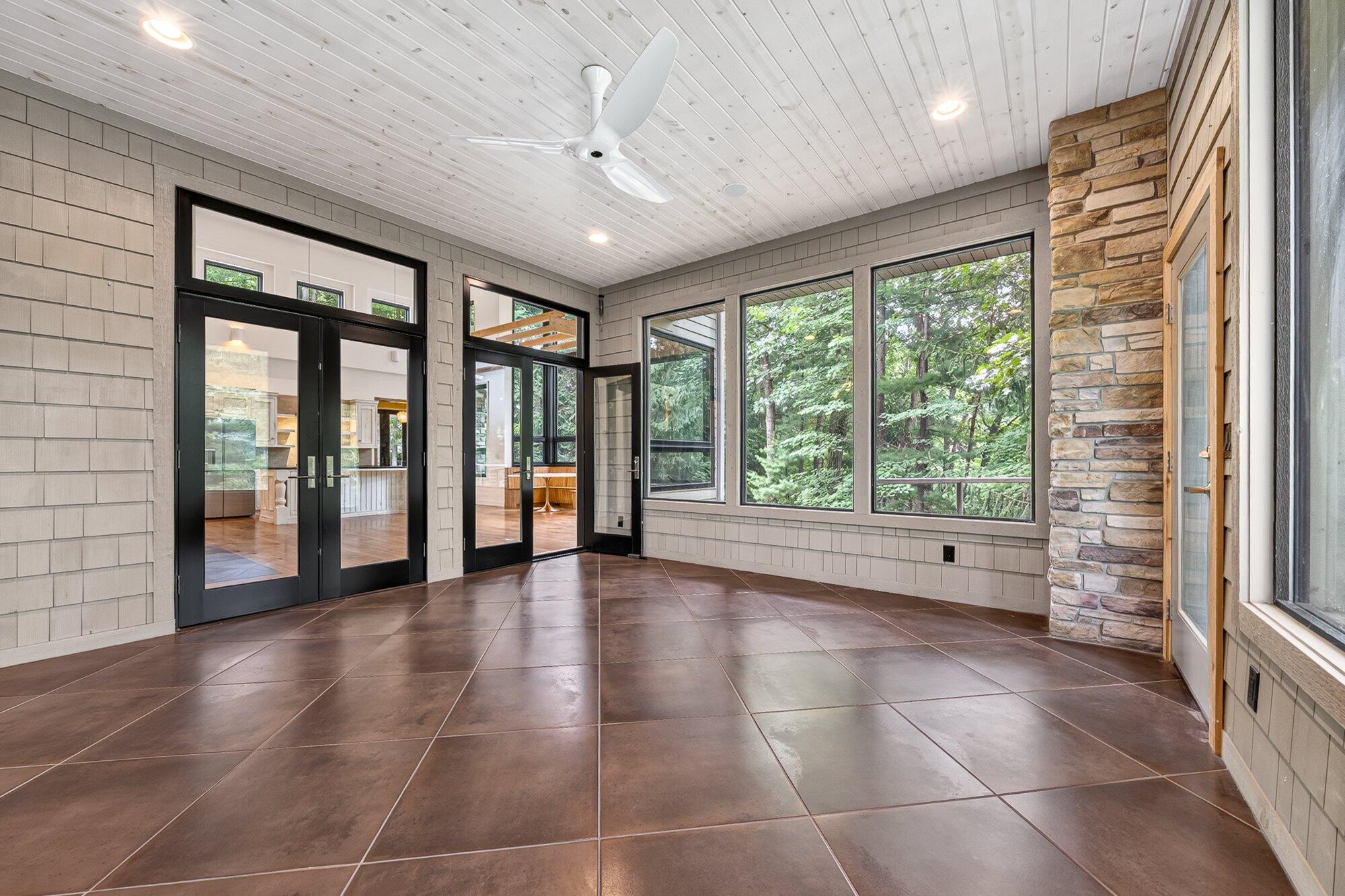2246 Shelter Pointe Drive Kalamazoo MI 49008