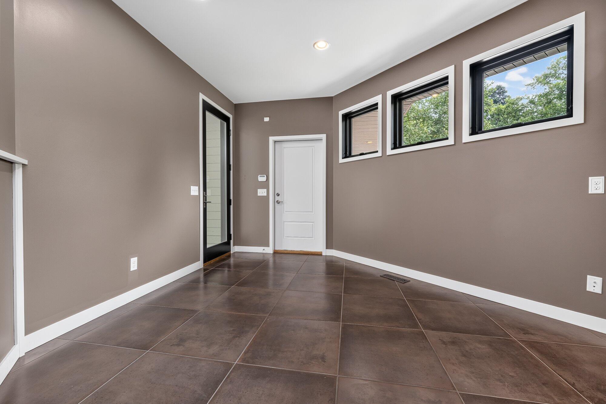 2246 Shelter Pointe Drive Kalamazoo MI 49008