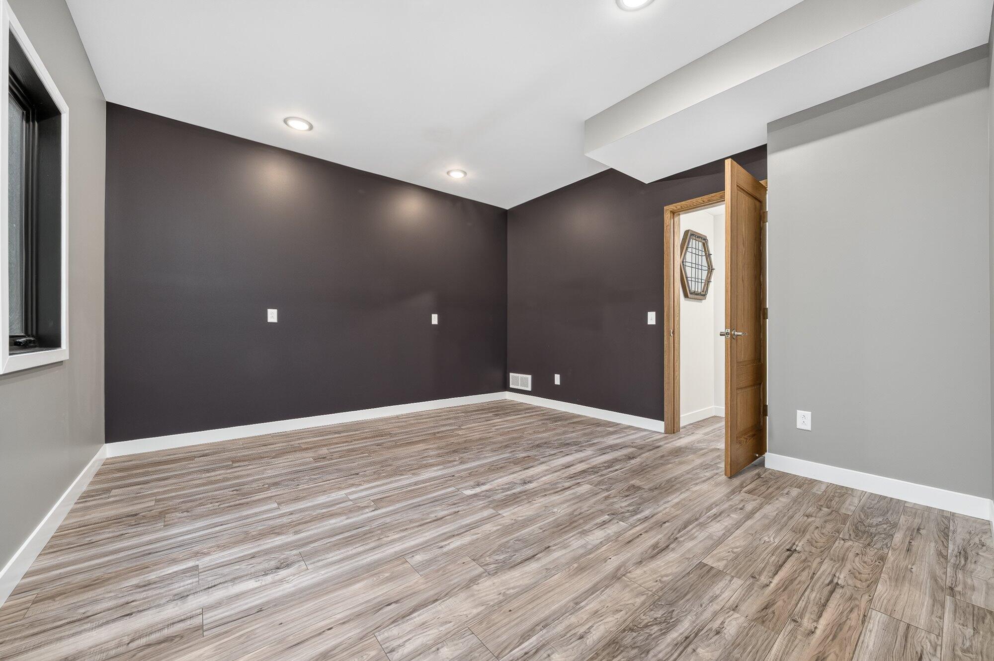 2246 Shelter Pointe Drive Kalamazoo MI 49008
