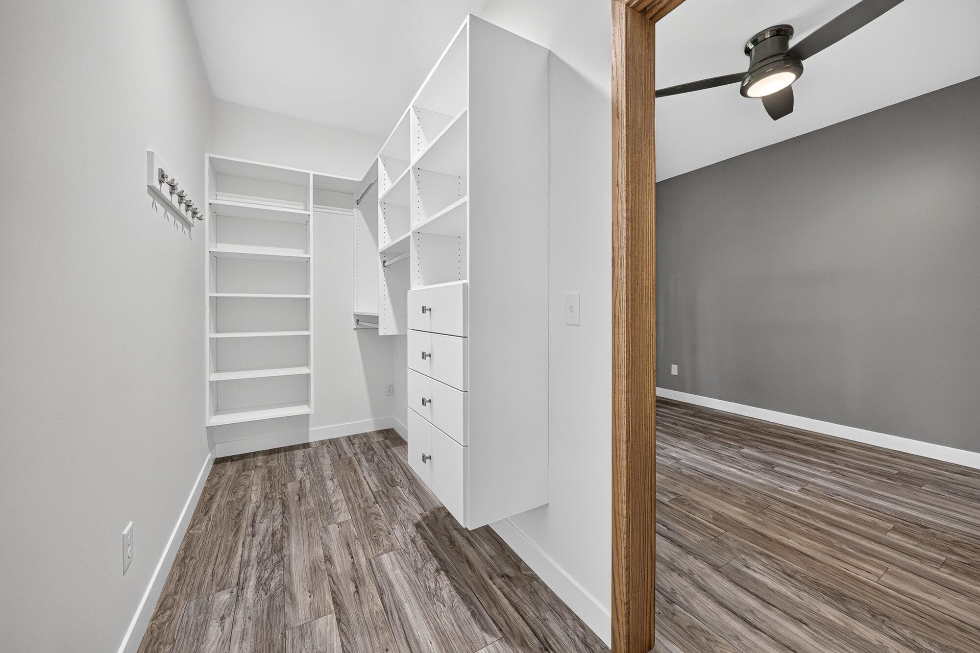 2246 Shelter Pointe Drive Kalamazoo MI 49008