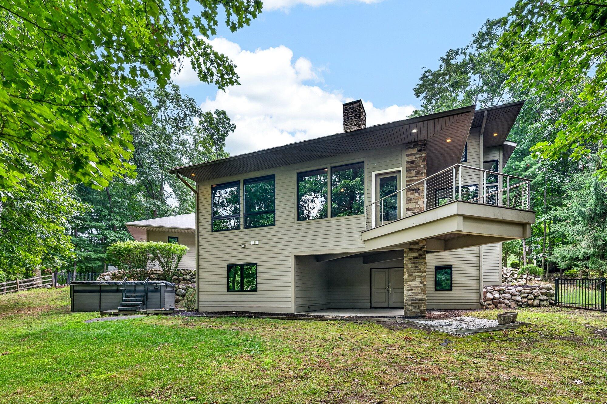 2246 Shelter Pointe Drive Kalamazoo MI 49008