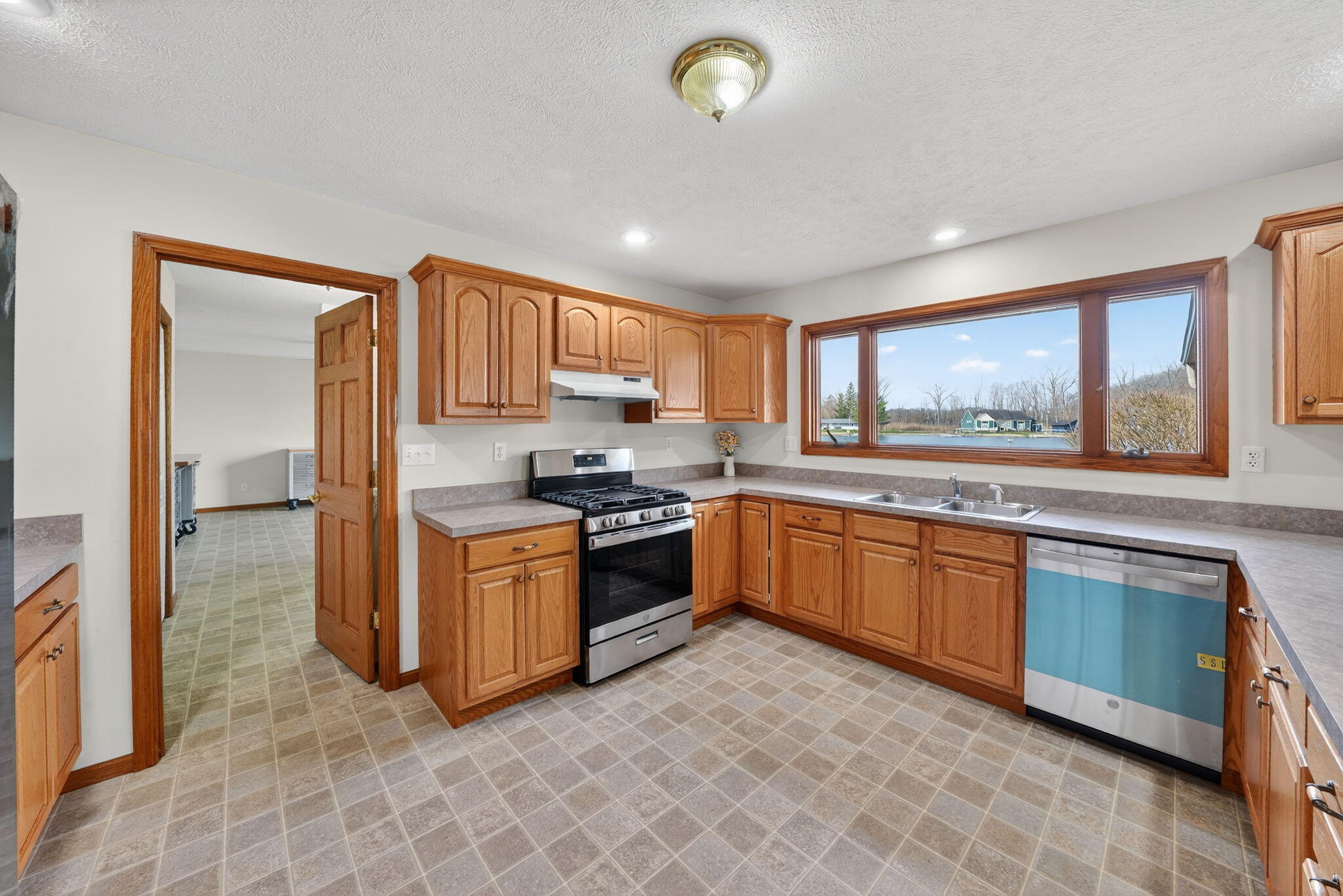 62546 Diamond View Drive Cassopolis MI 49031