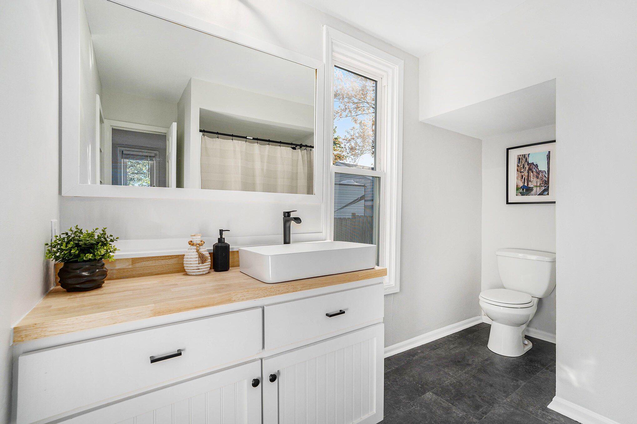 1535 Colorado Avenue SE Grand Rapids MI 49507