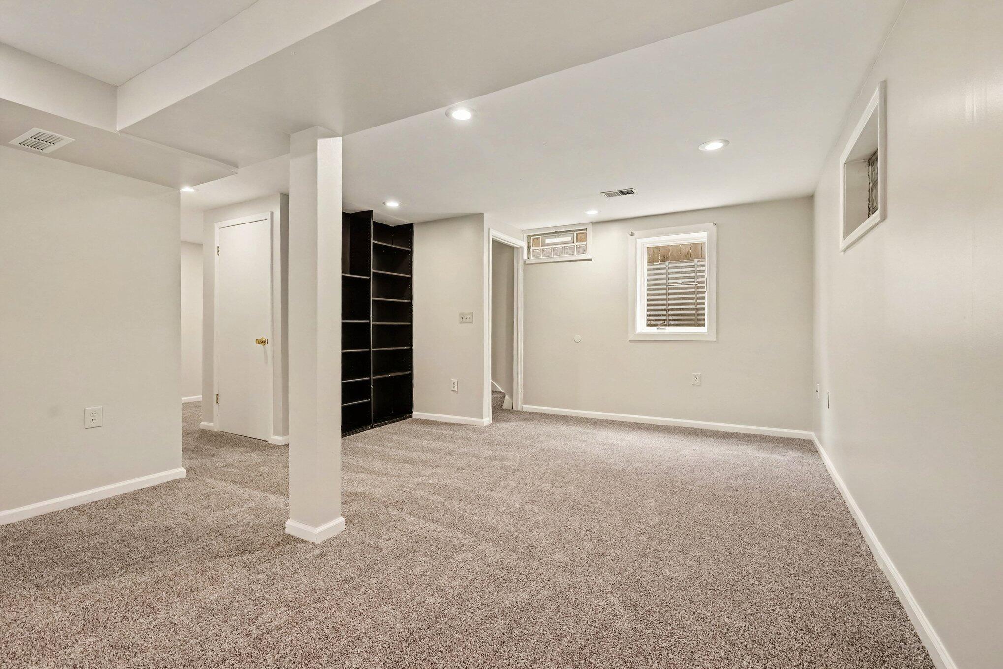 29 34th Street SE Grand Rapids MI 49548