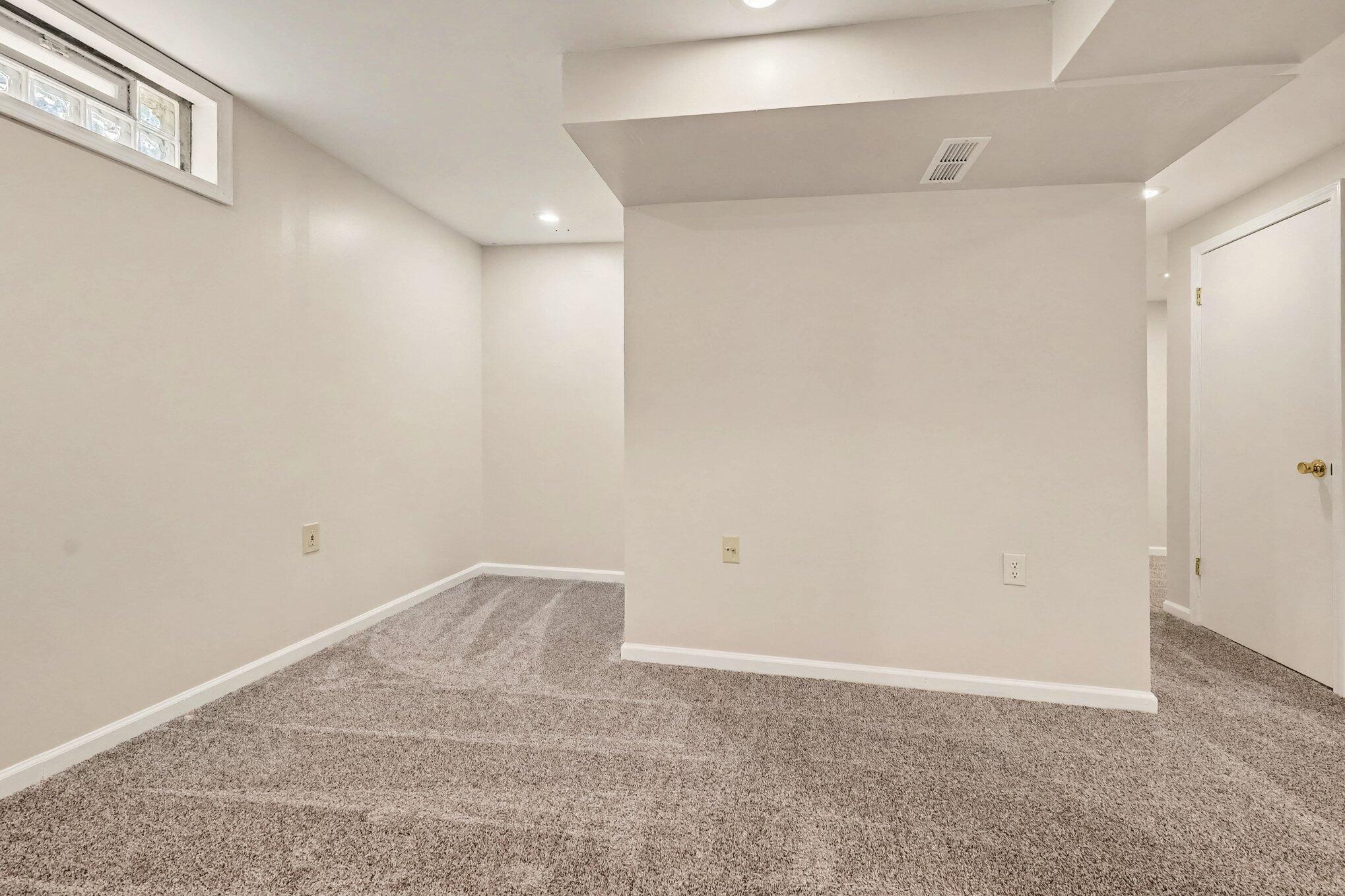 29 34th Street SE Grand Rapids MI 49548