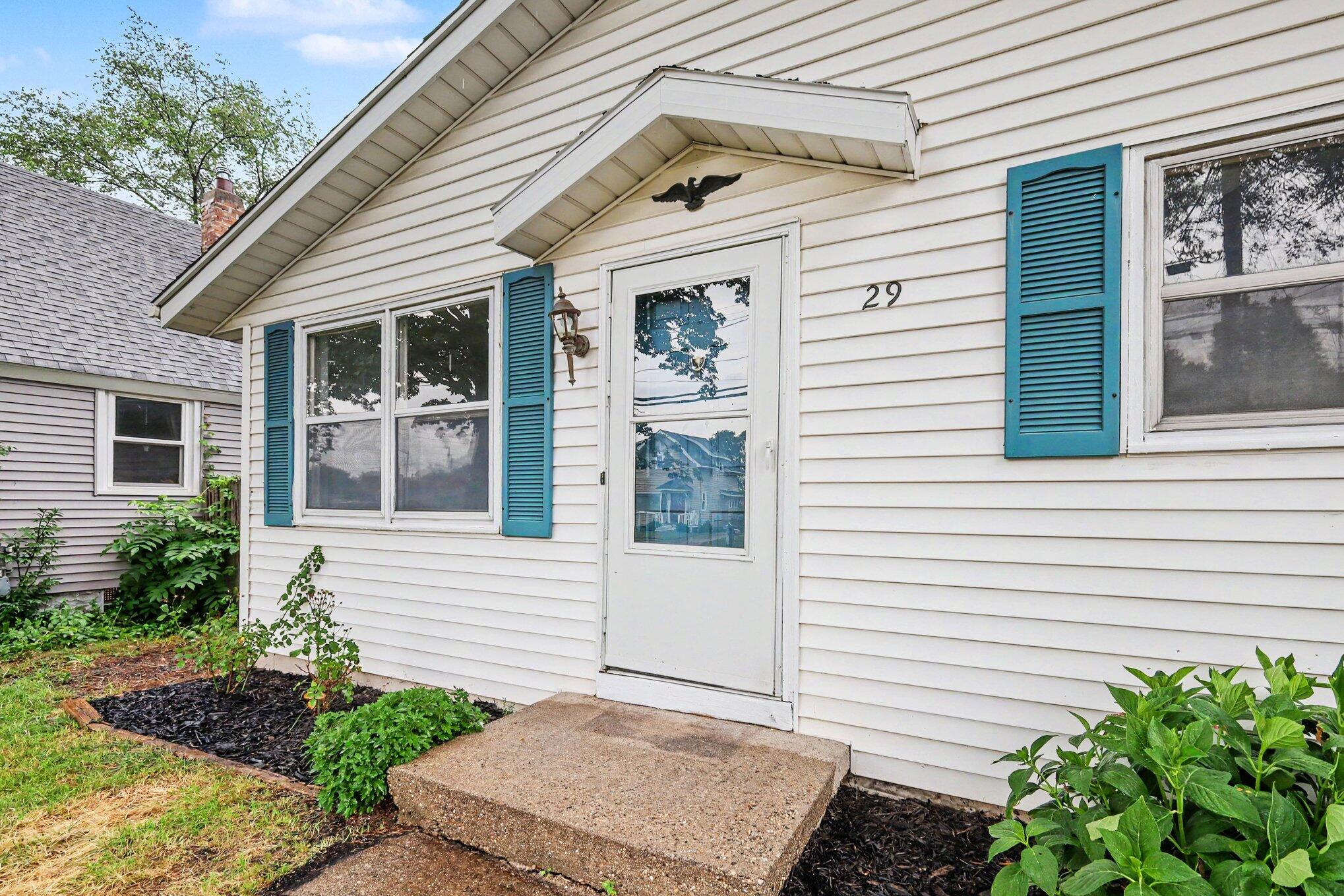 29 34th Street SE Grand Rapids MI 49548
