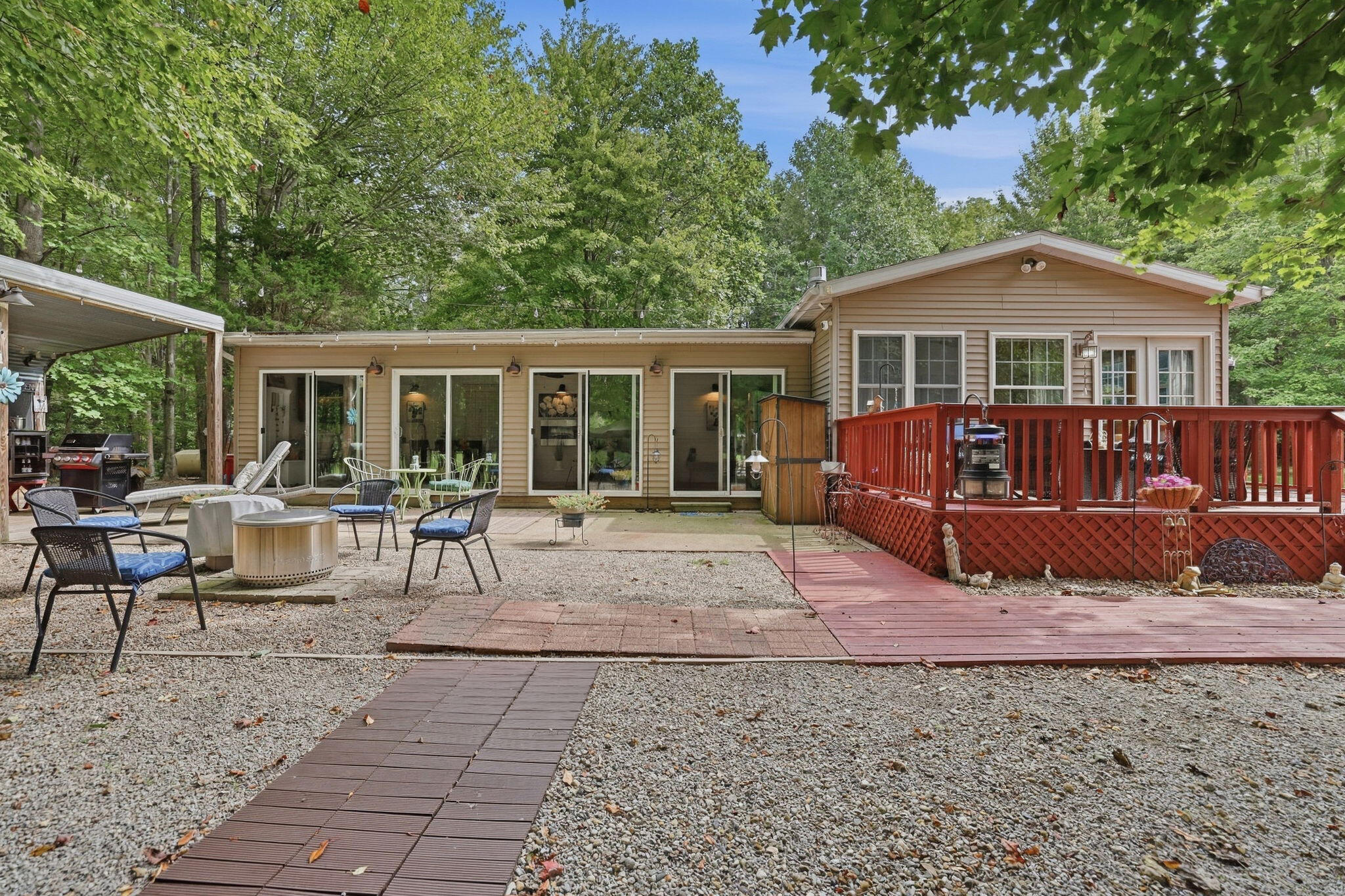 16456 Basswood Road Three Oaks MI 49128