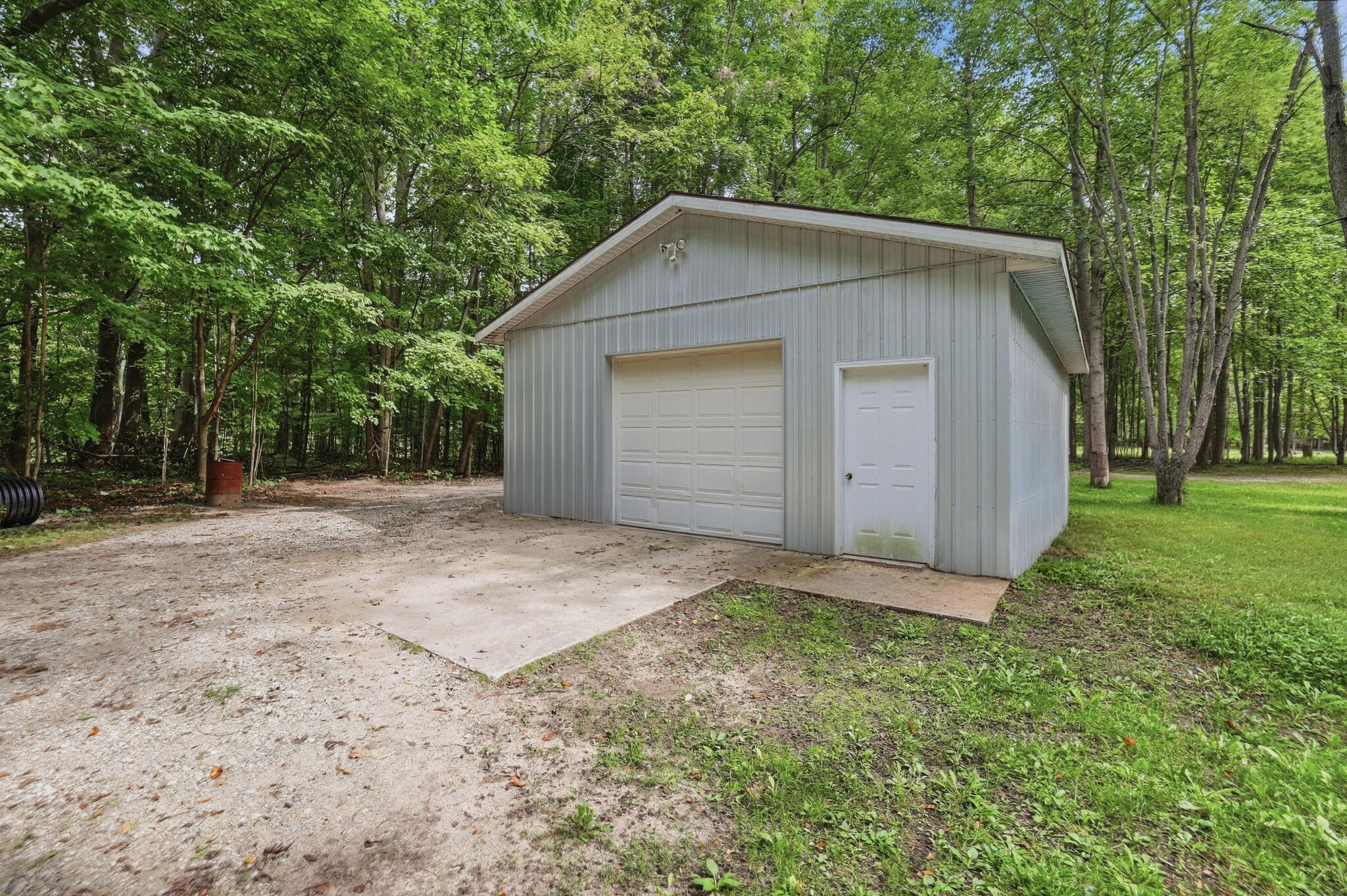 16456 Basswood Road Three Oaks MI 49128
