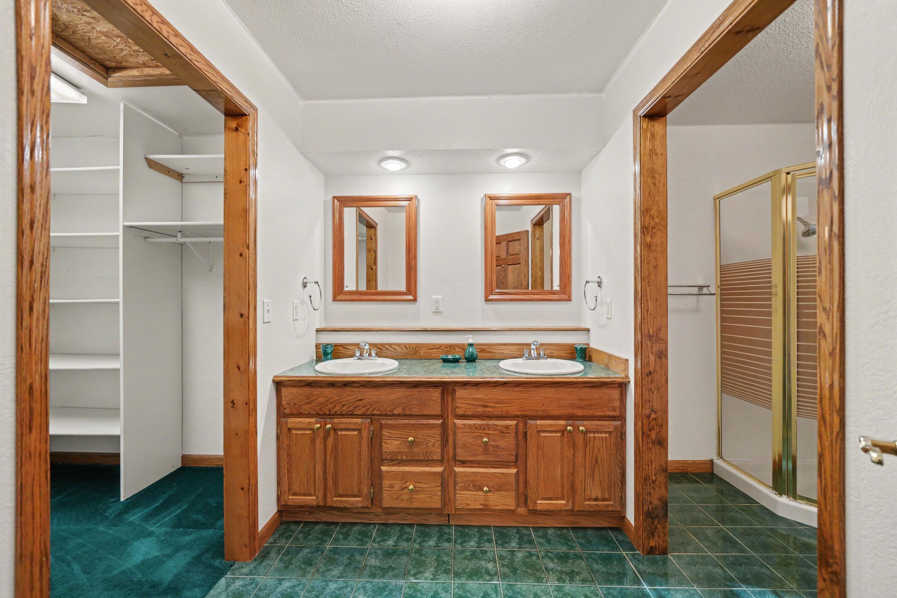 27911 Gideon Street Dowagiac MI 49047