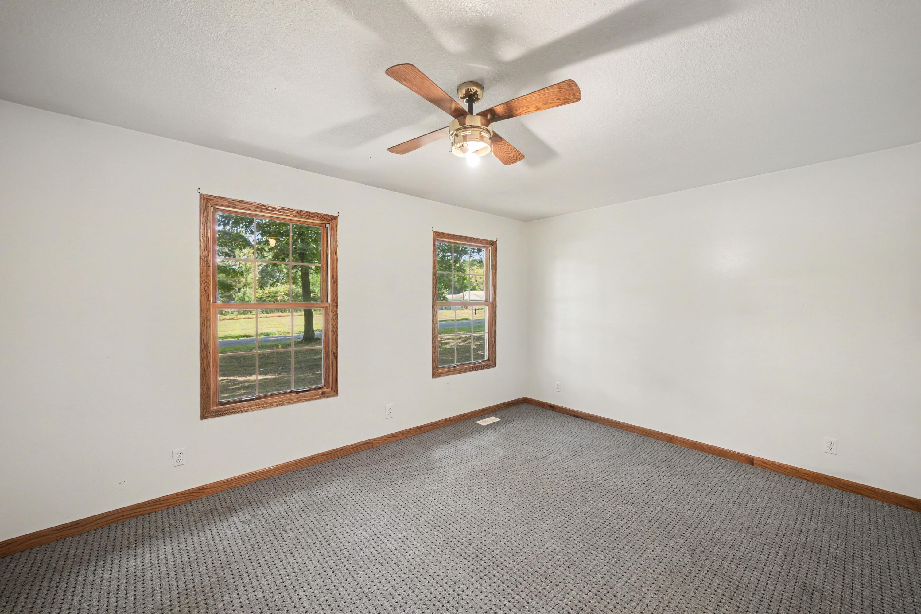 27911 Gideon Street Dowagiac MI 49047