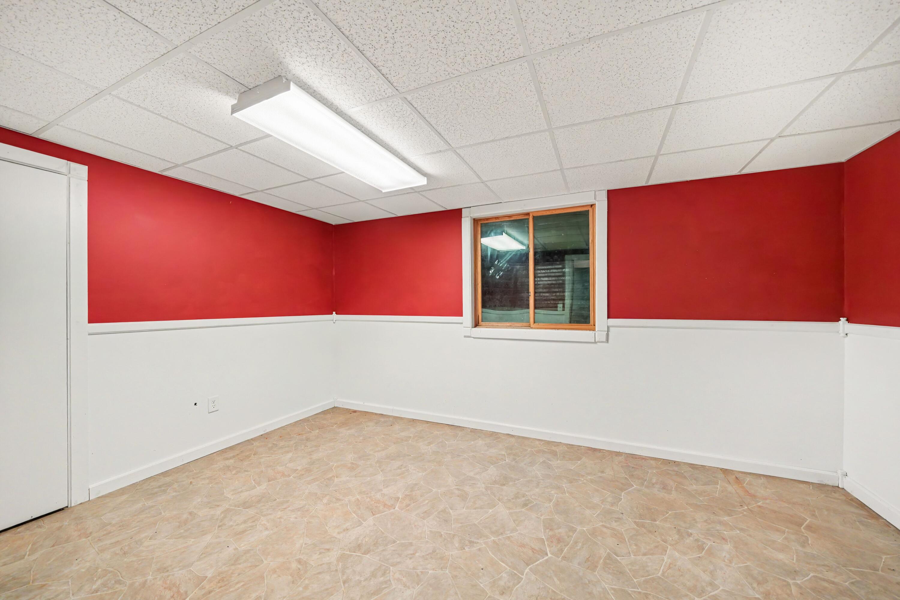 27911 Gideon Street Dowagiac MI 49047
