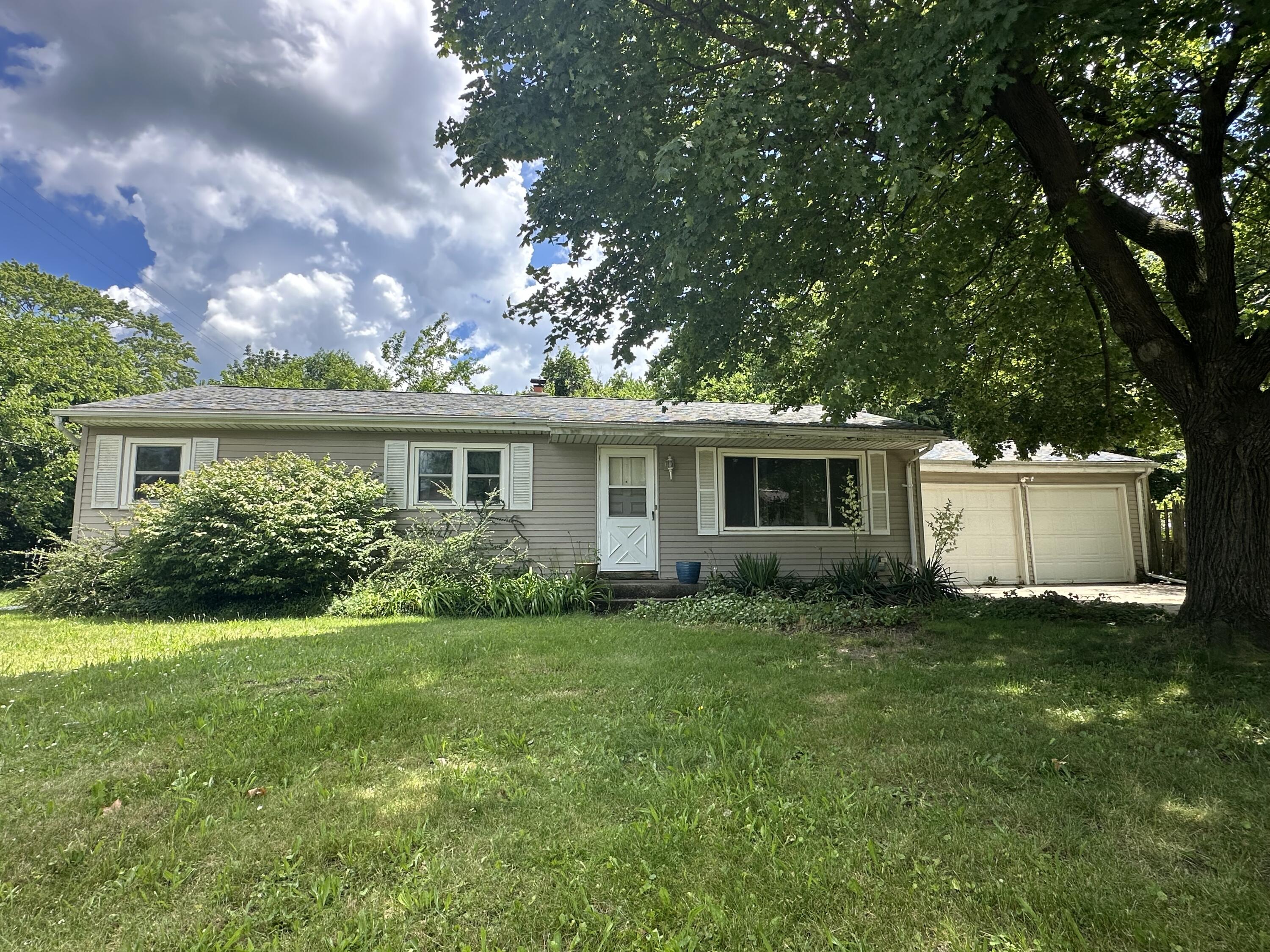 1560 Magnolia Street Kalamazoo MI 49048