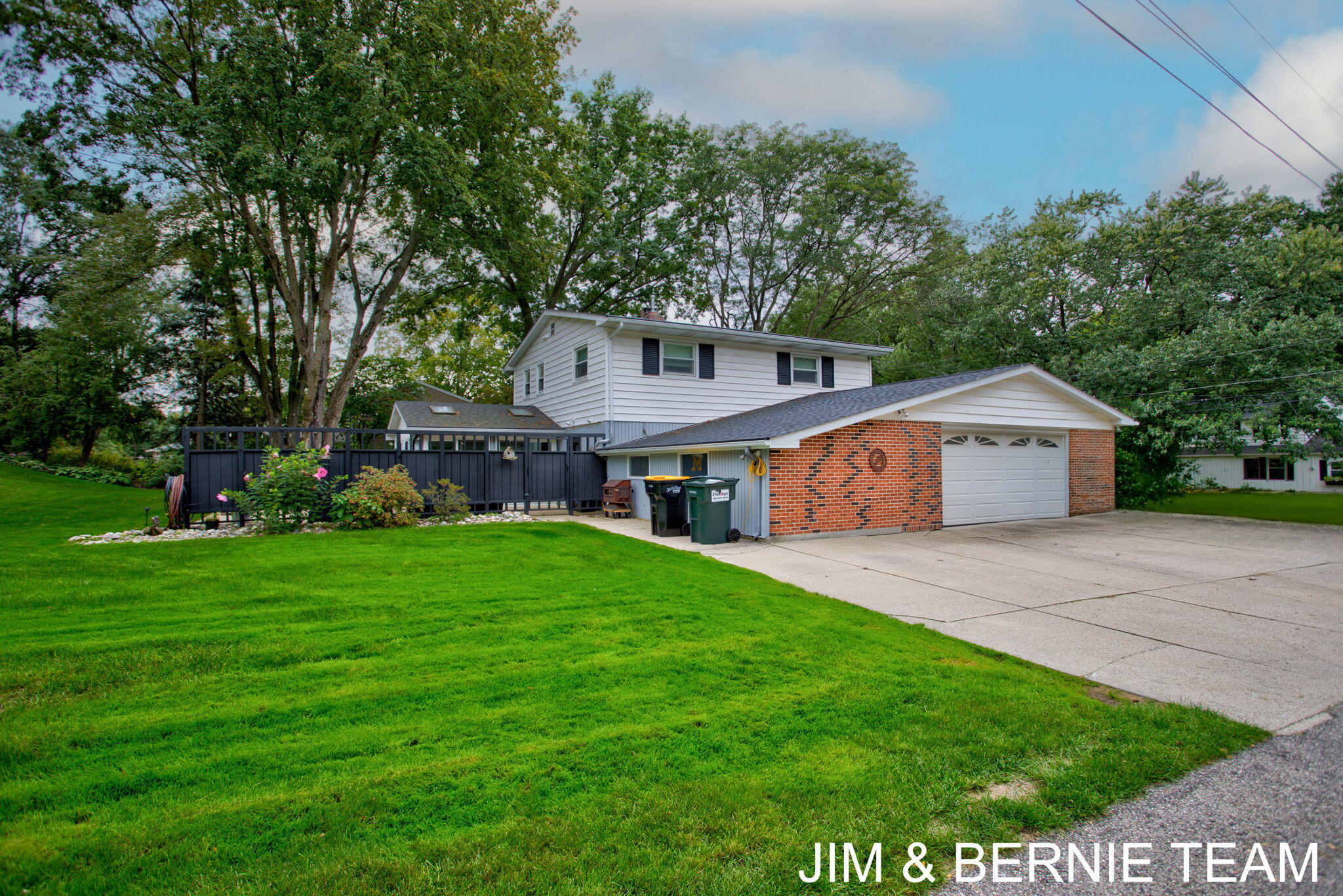 500 Greenbrier Drive SE Grand Rapids MI 49546